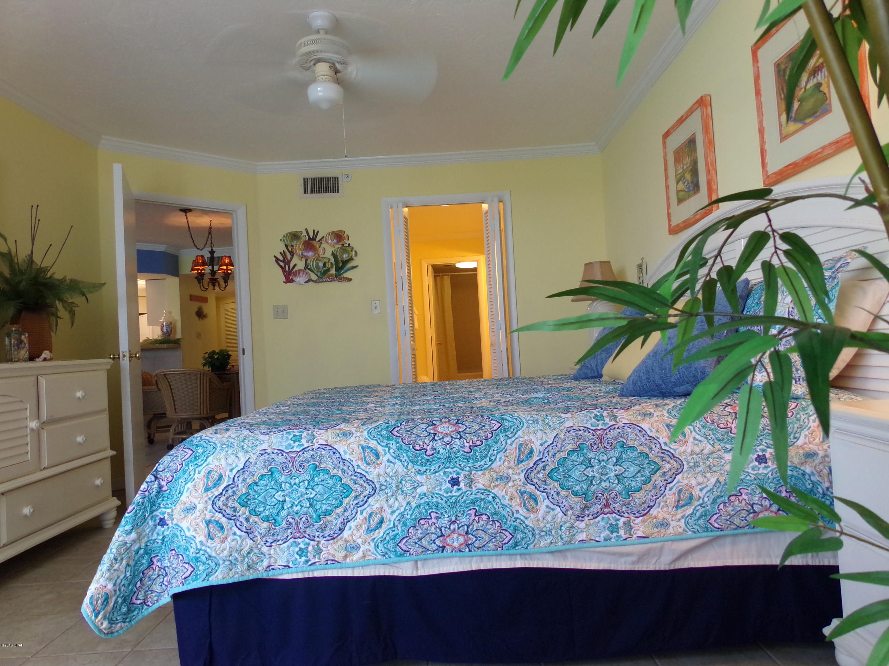 Summerhouse Condo. - Residential