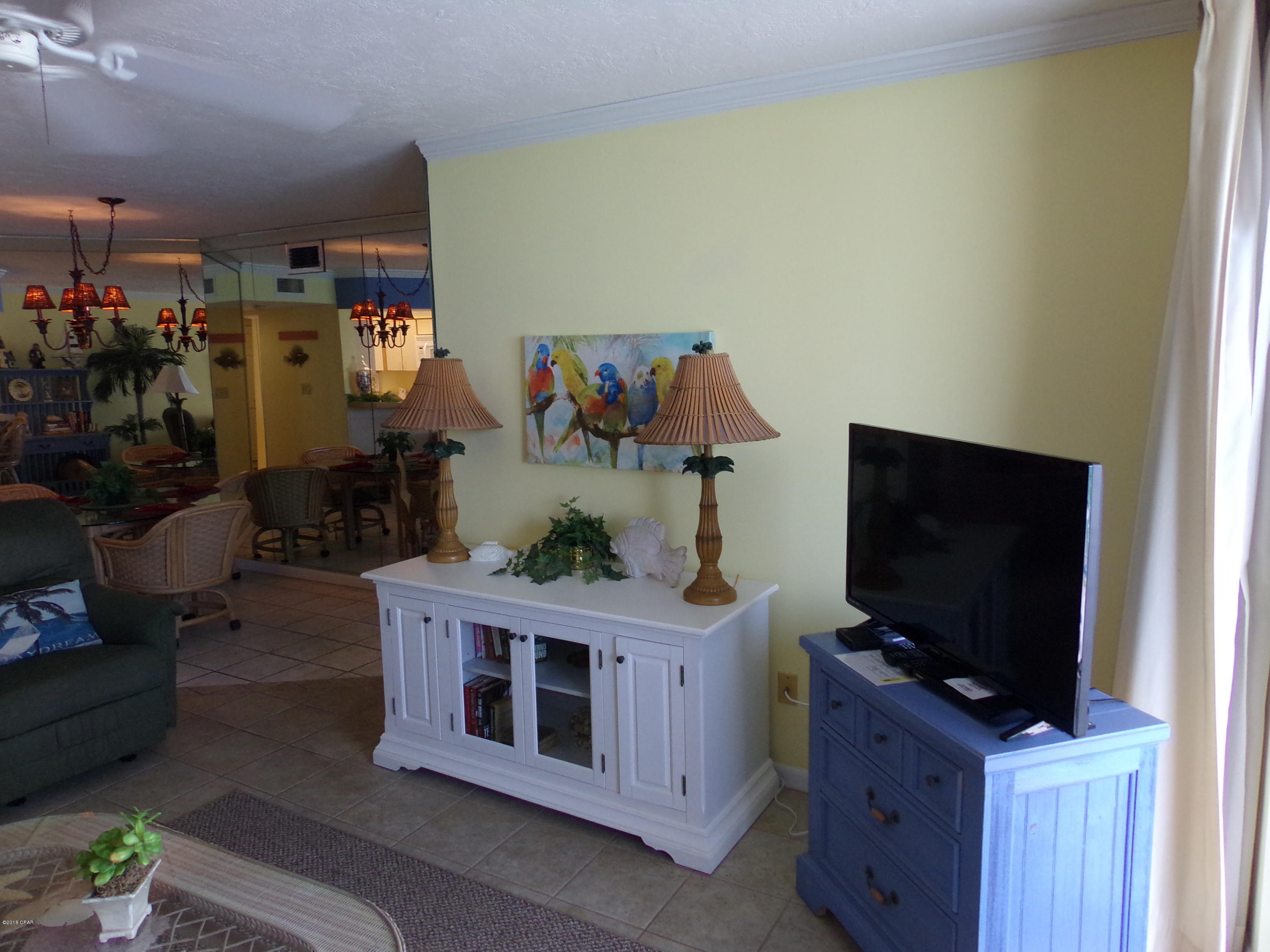 Summerhouse Condo. - Residential