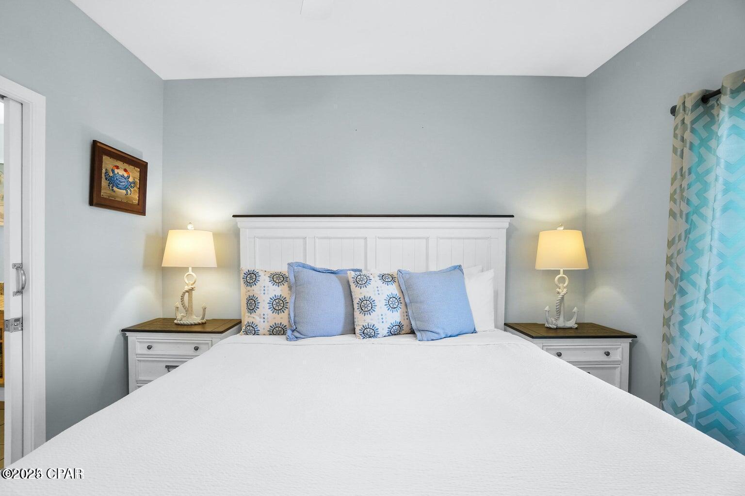 Splash Condo - Residential