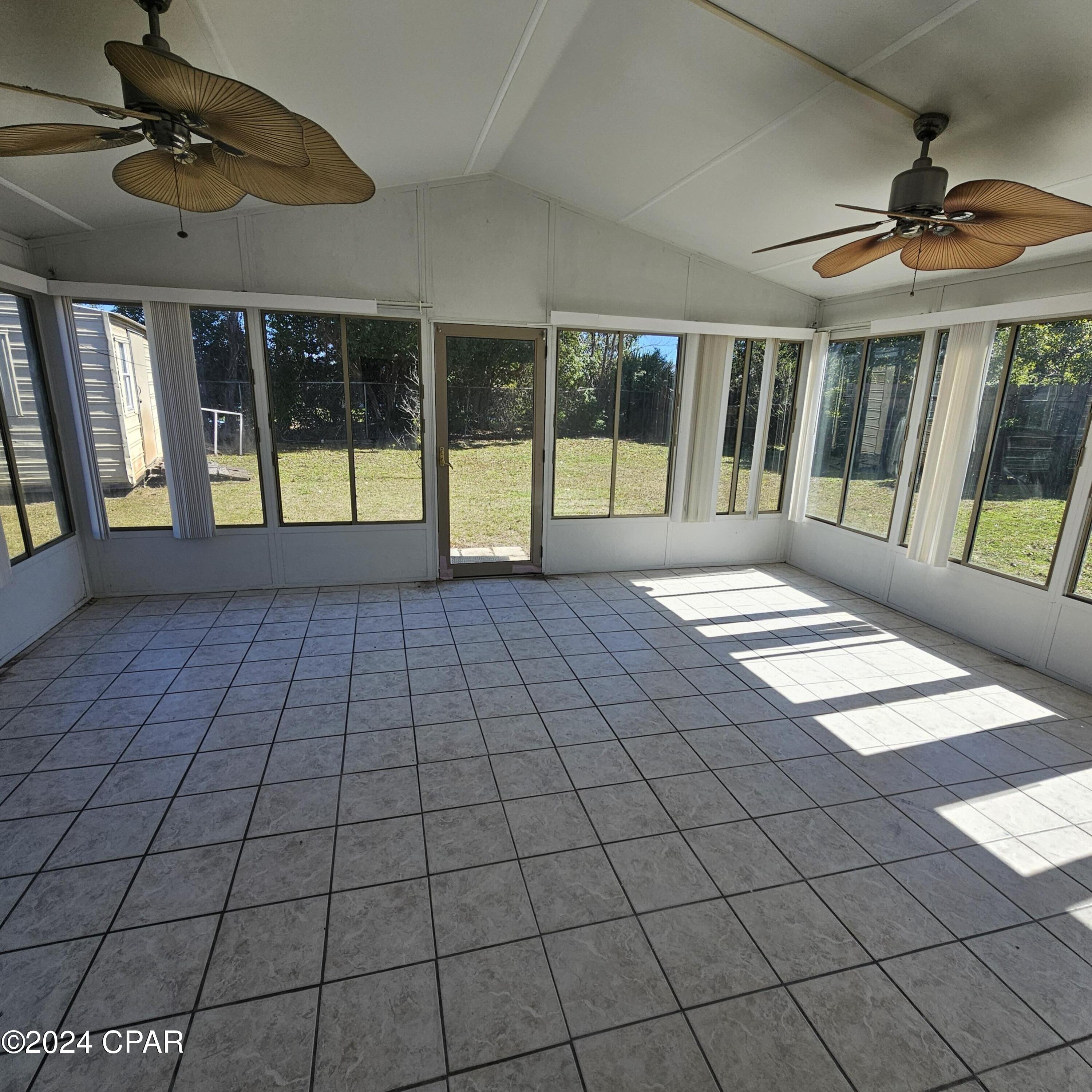 Hentz 1st Add Unit A - Residential