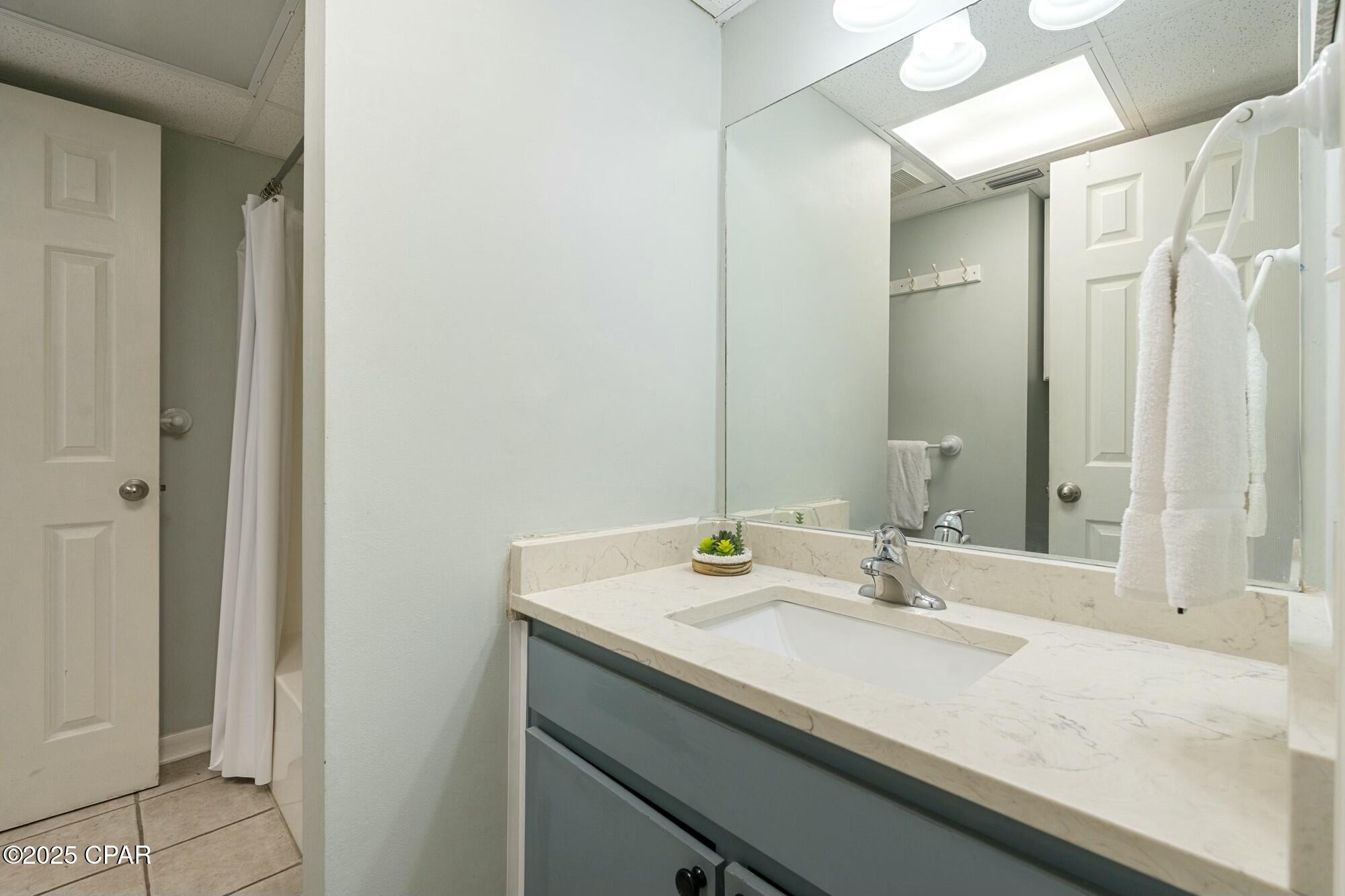 Sunbird Condo - Residential