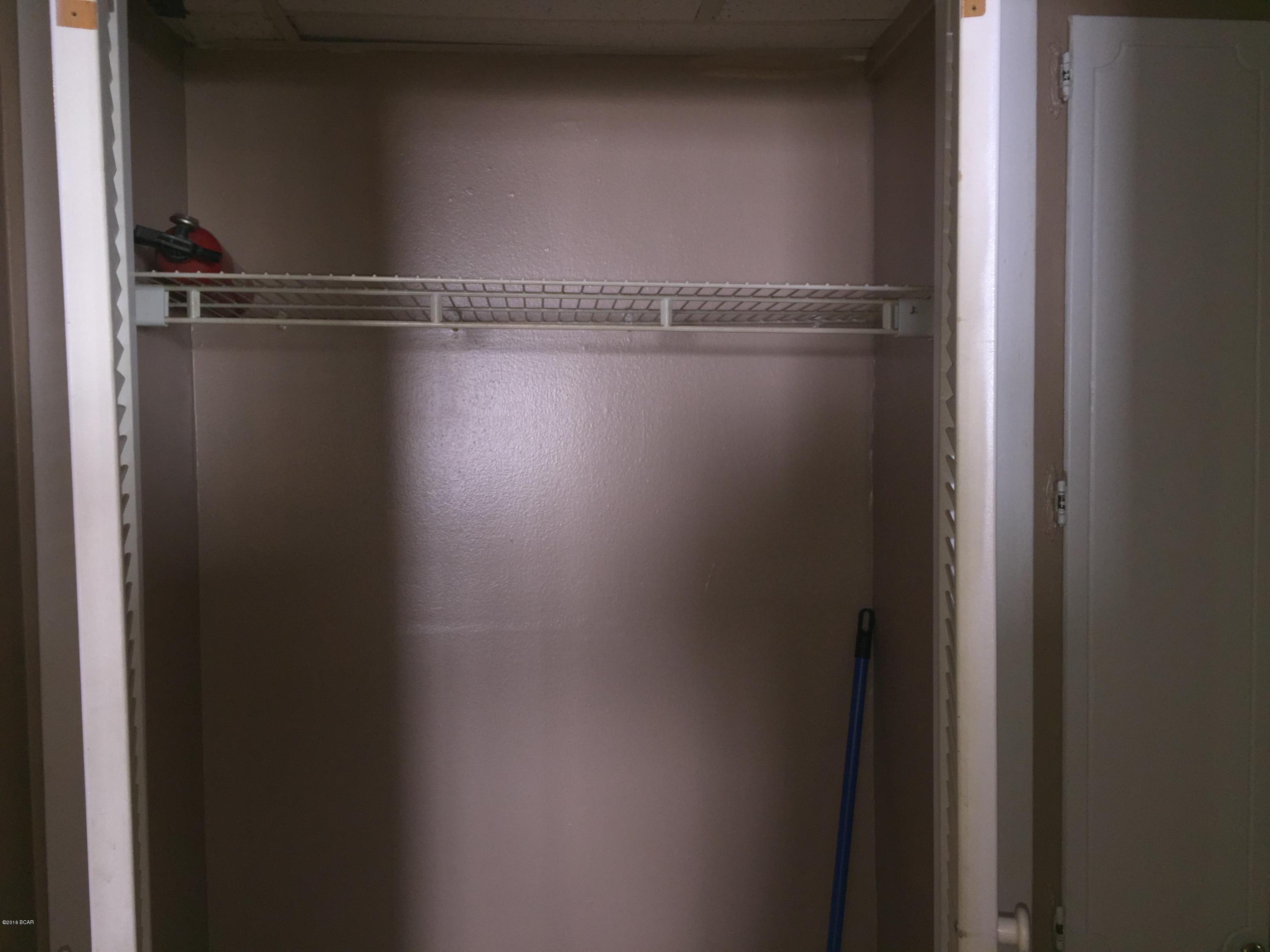 Fontainebleau Terrace - Residential