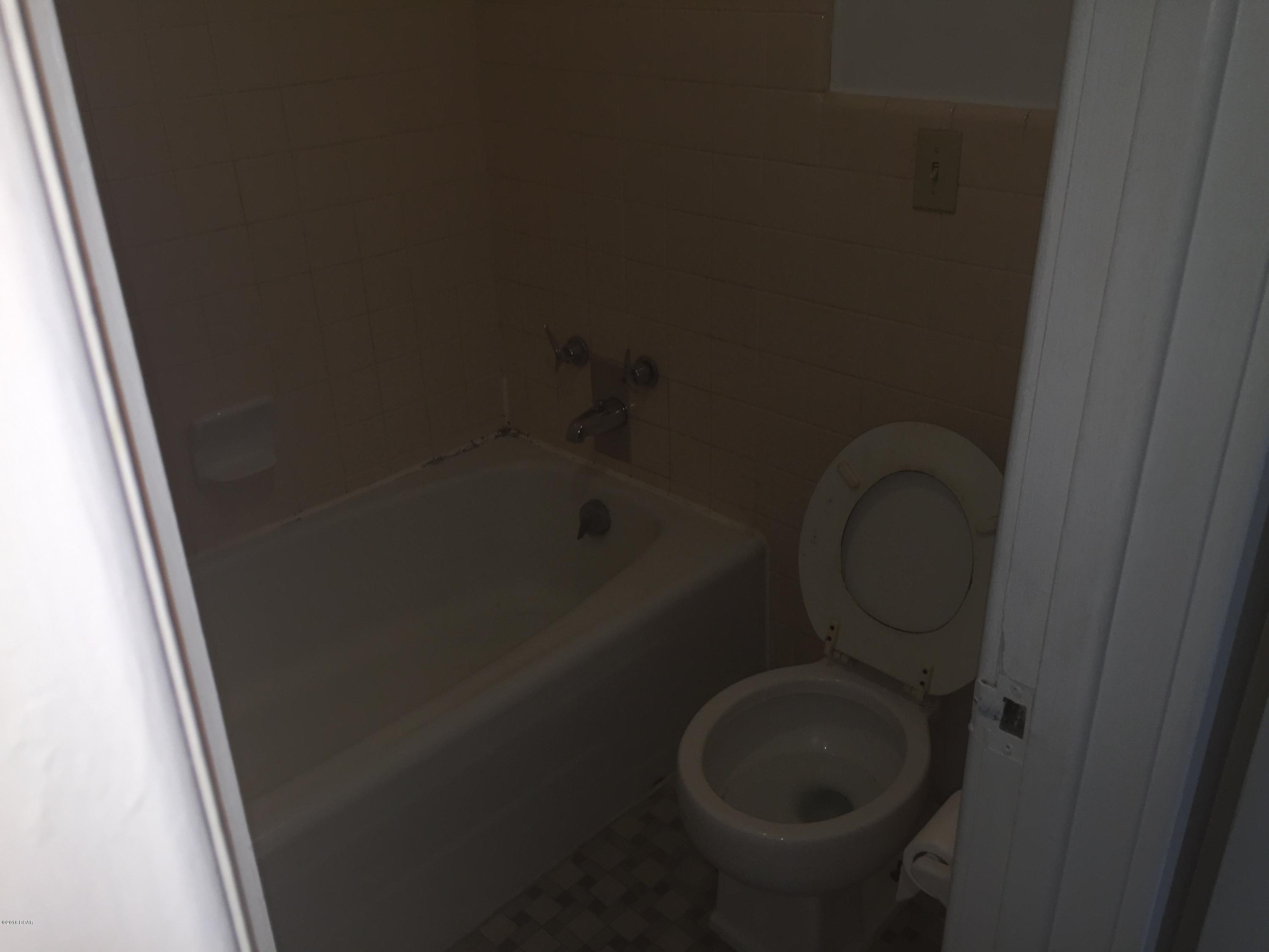 Fontainebleau Terrace - Residential