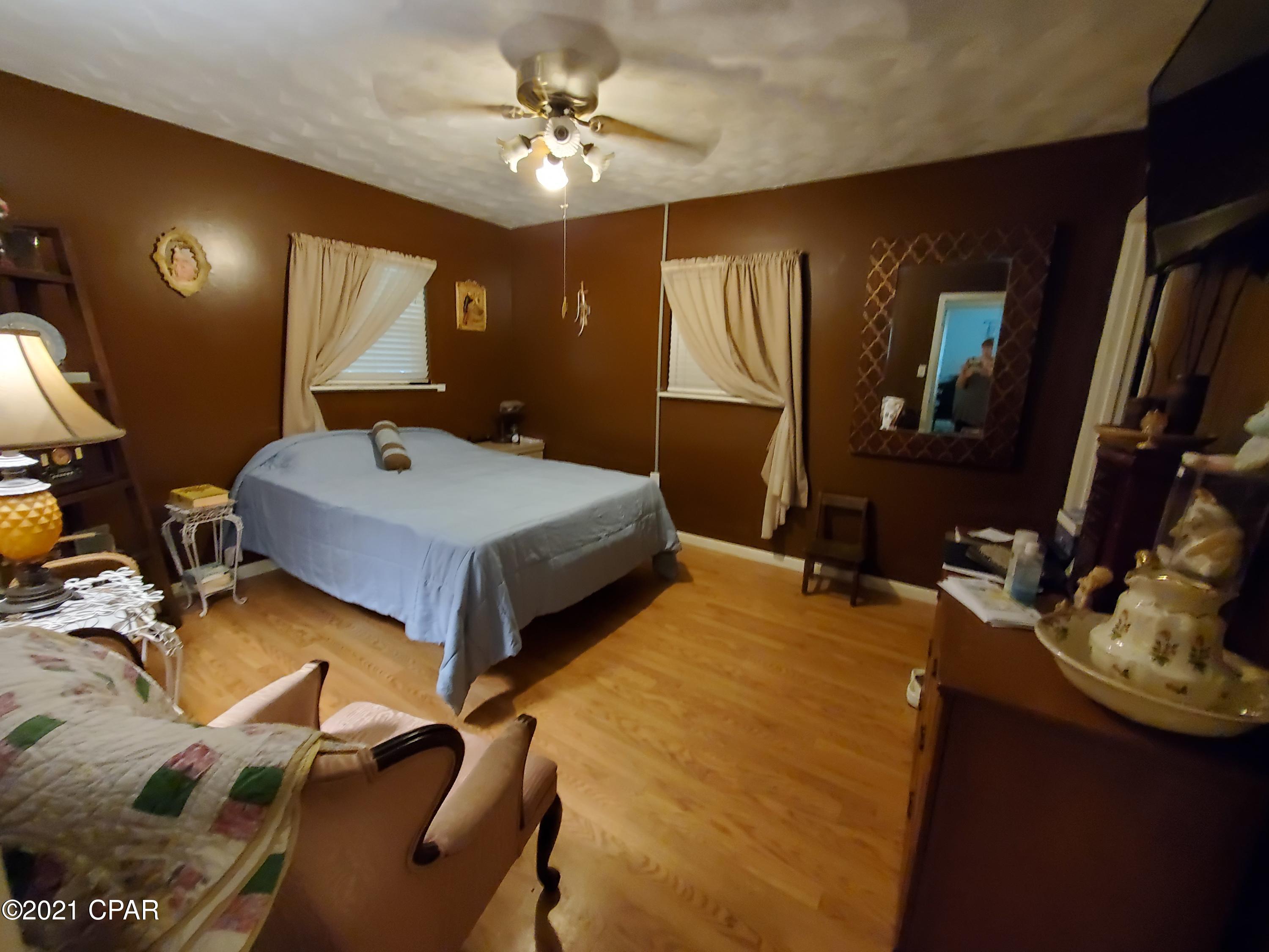 [No Recorded Subdiv] - Residential