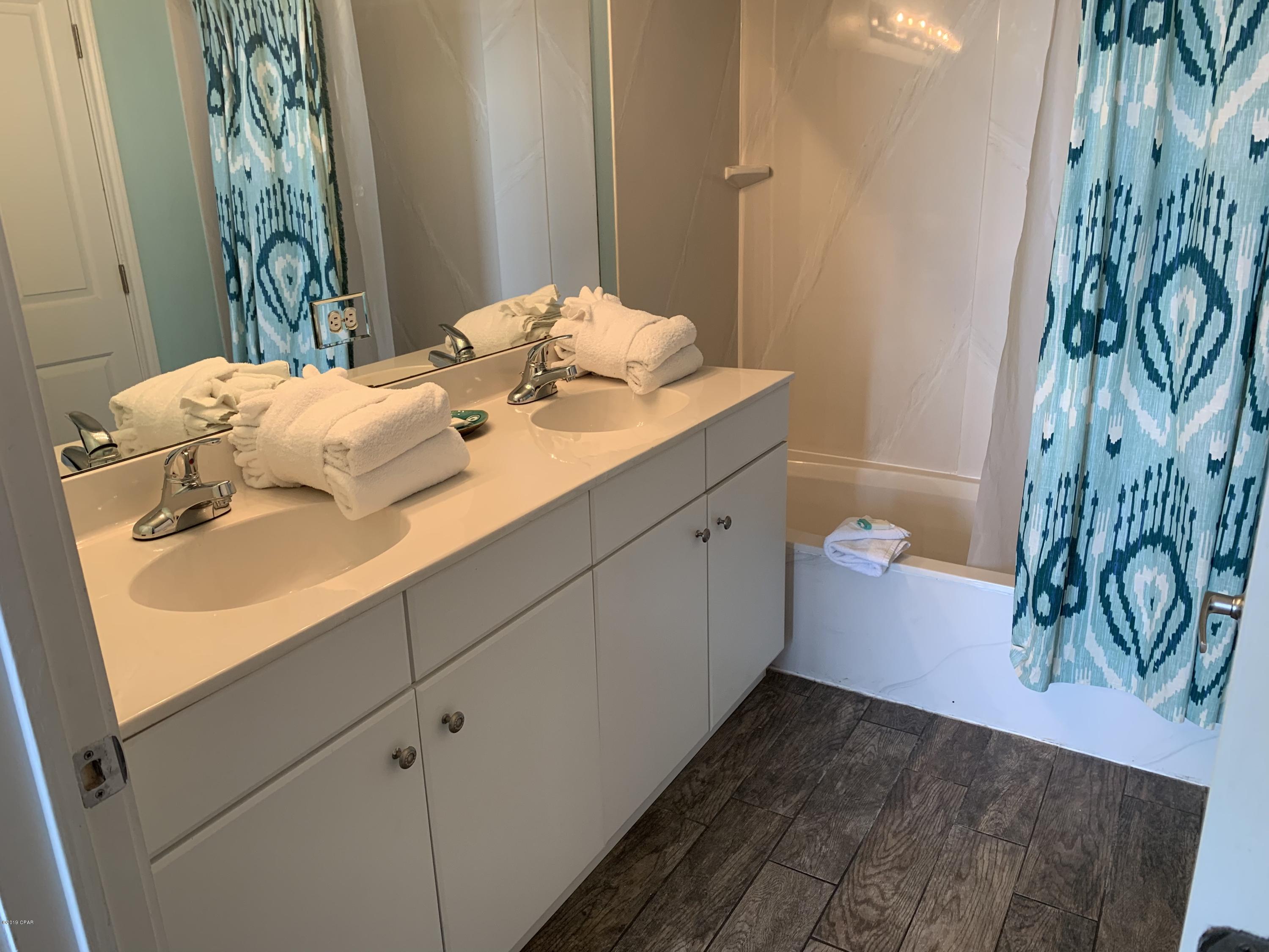 Shores Of Panama - Residential