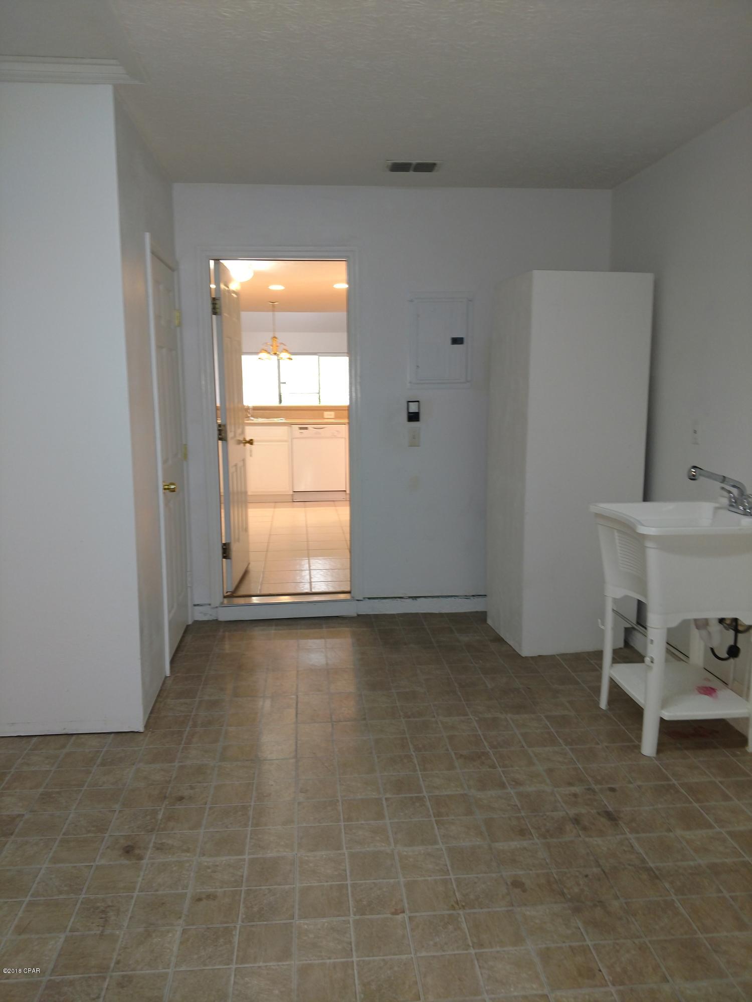 Summer Lace - Residential Lease