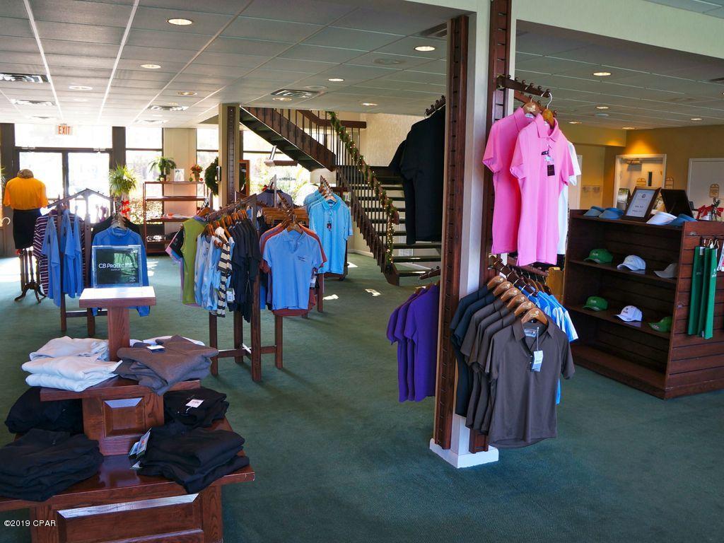 Edgewater Golf Villas V-B - Residential