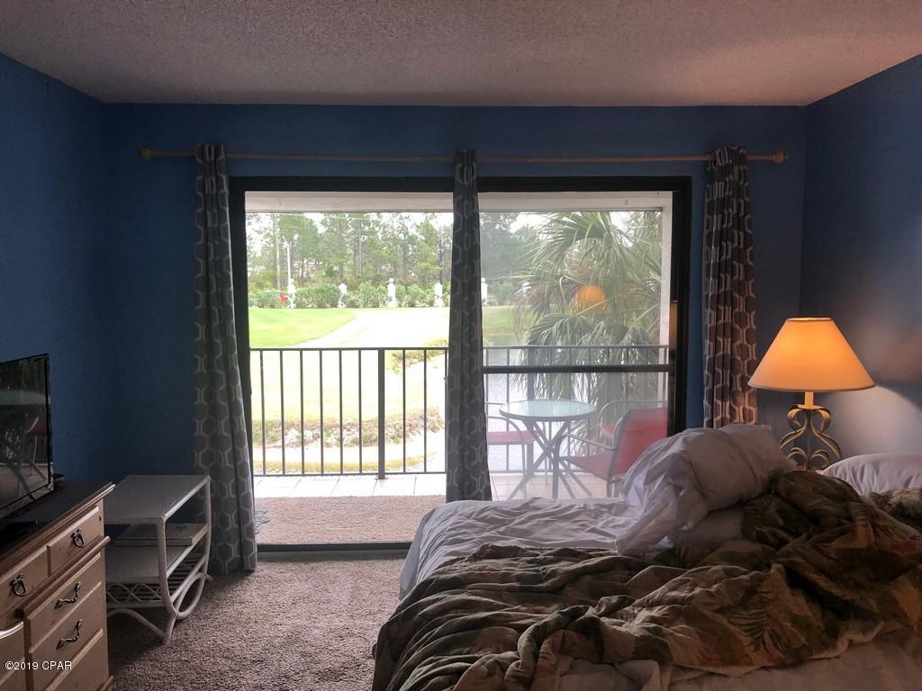 Edgewater Golf Villas V-B - Residential