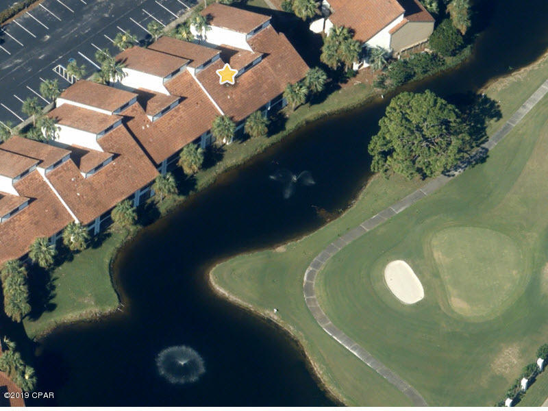 Edgewater Golf Villas V-B - Residential