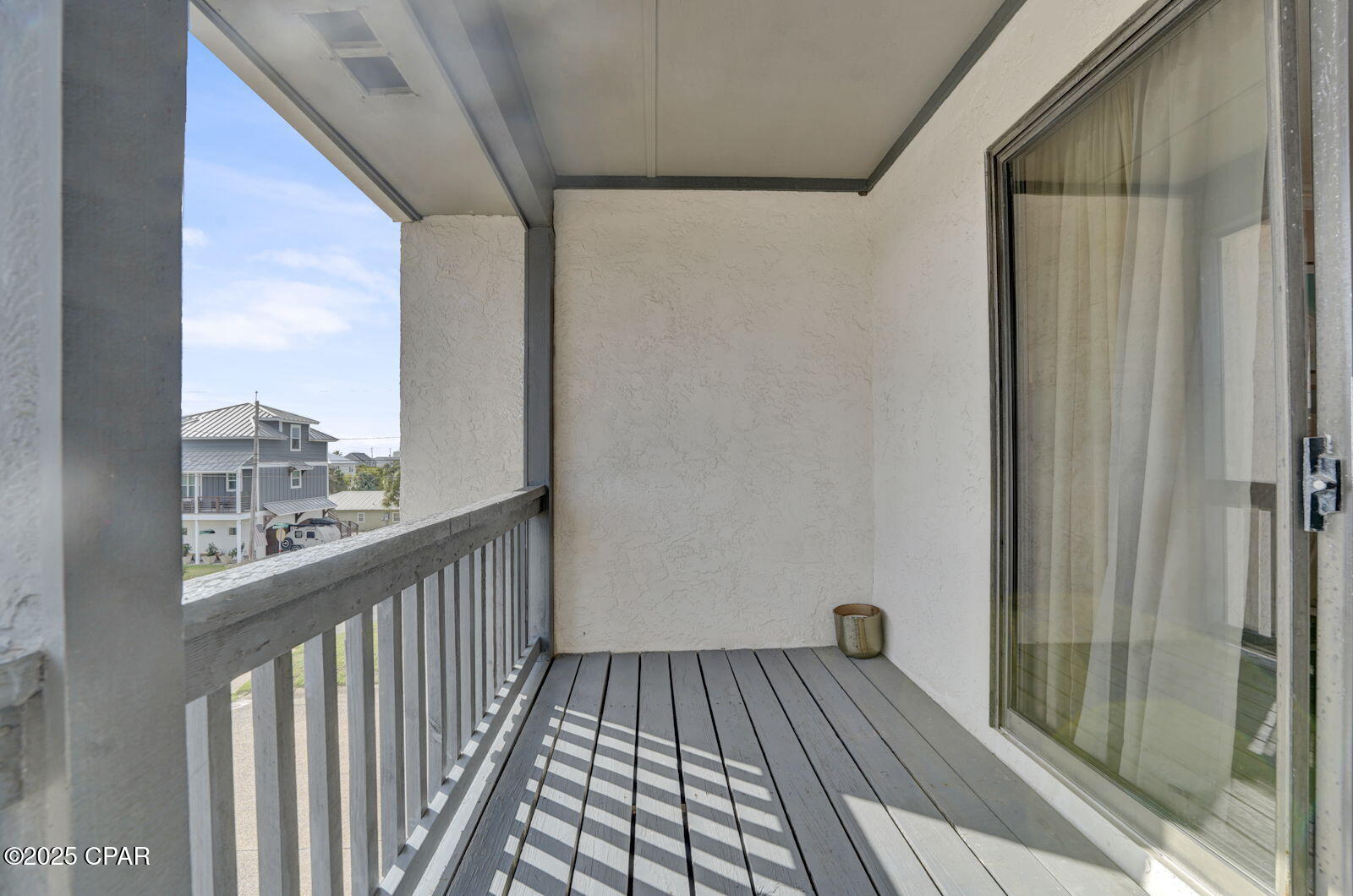 Laguna Beach Estates 1st Add - Residential