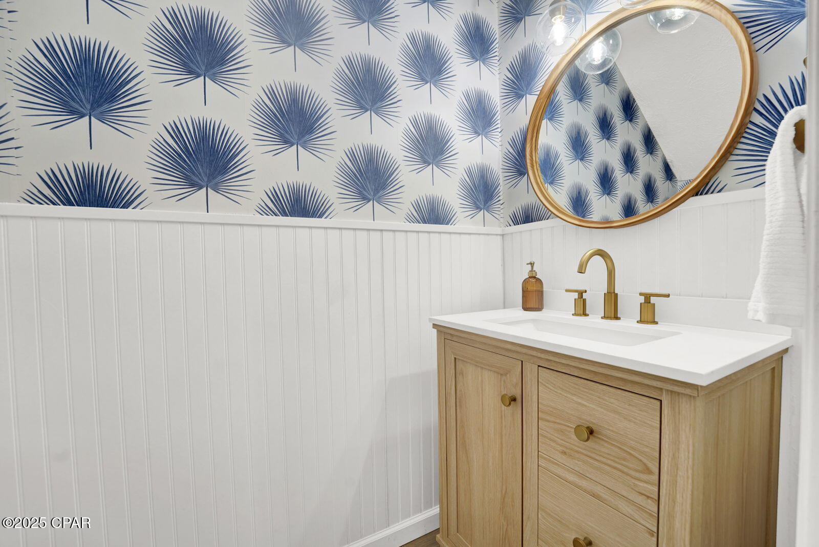 Laguna Beach Estates 1st Add - Residential