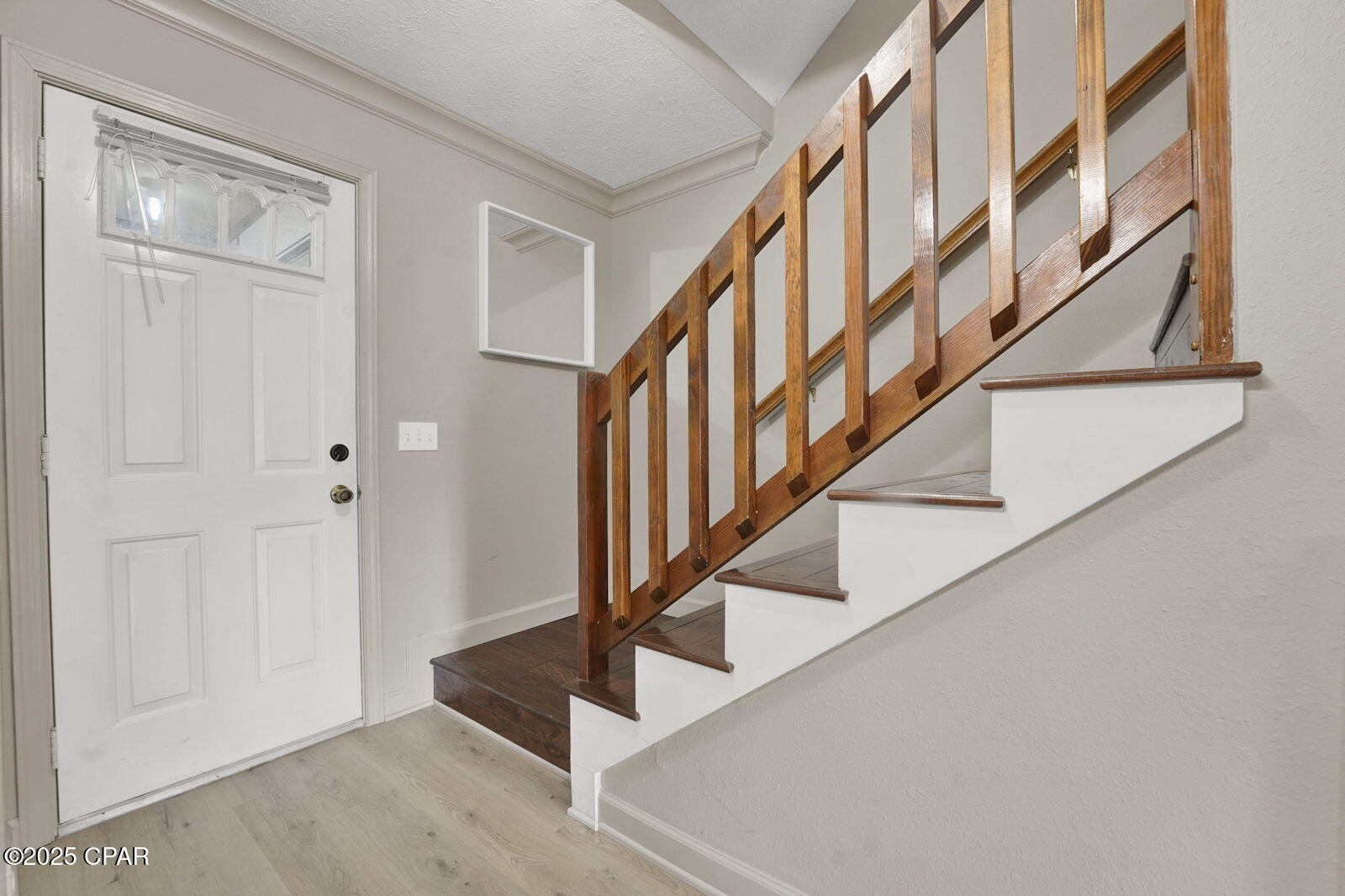 Laguna Beach Estates 1st Add - Residential