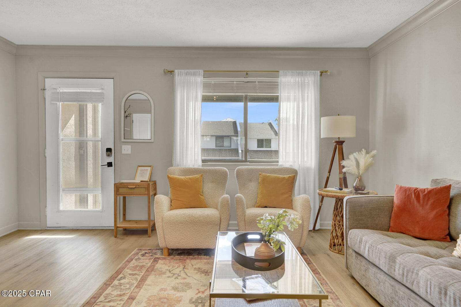 Laguna Beach Estates 1st Add - Residential