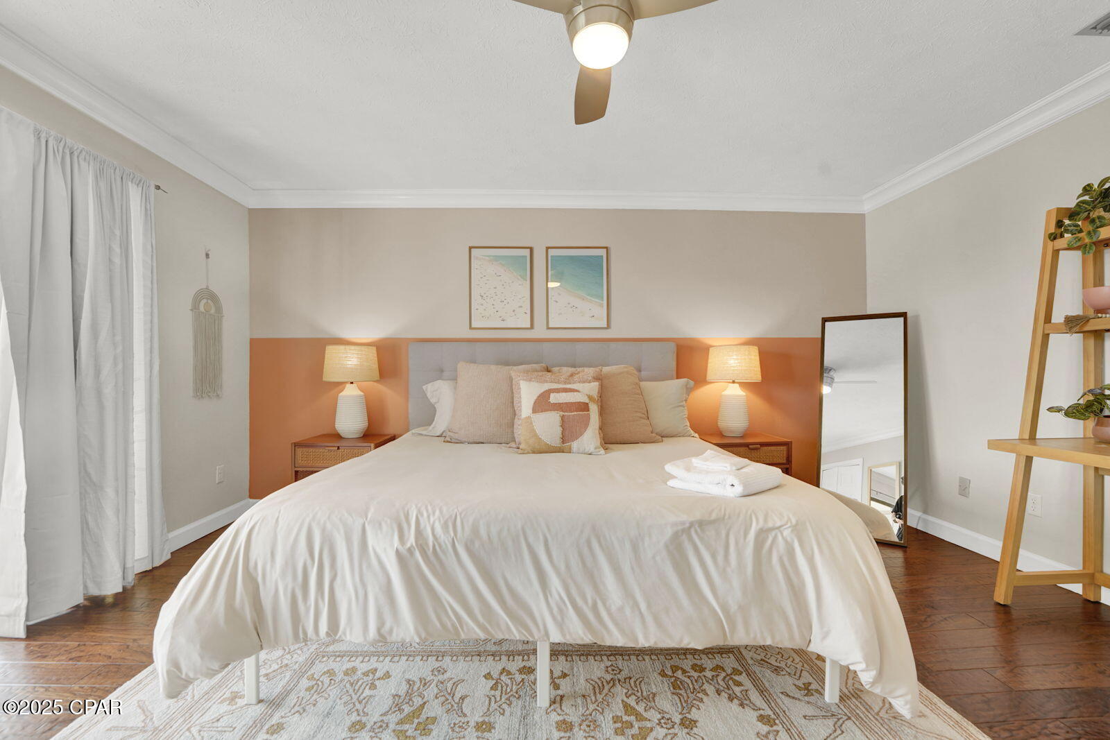 Laguna Beach Estates 1st Add - Residential