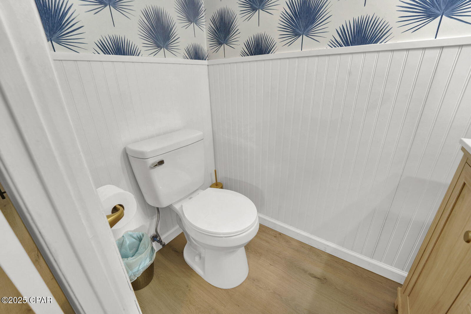 Laguna Beach Estates 1st Add - Residential