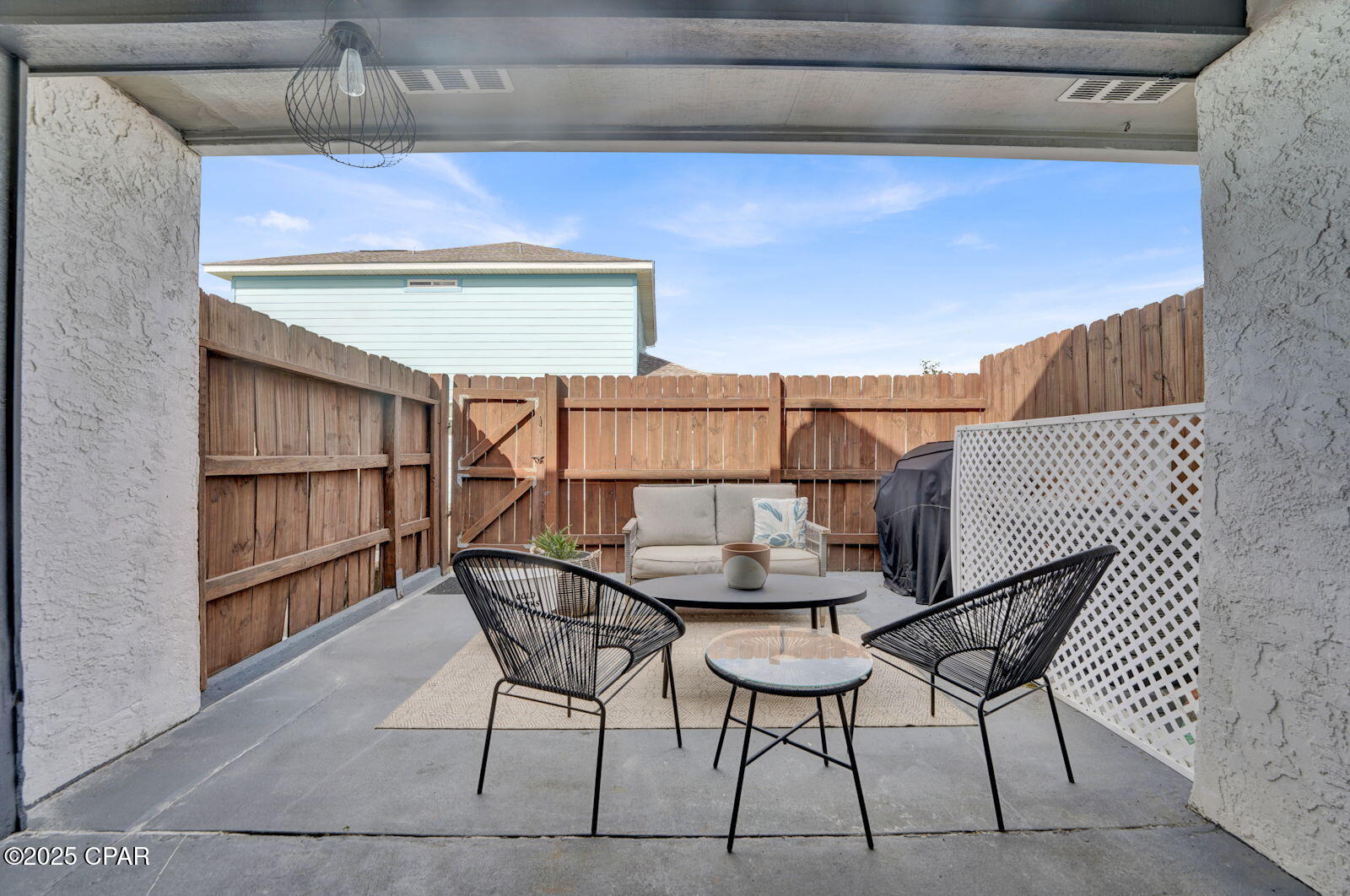 Laguna Beach Estates 1st Add - Residential