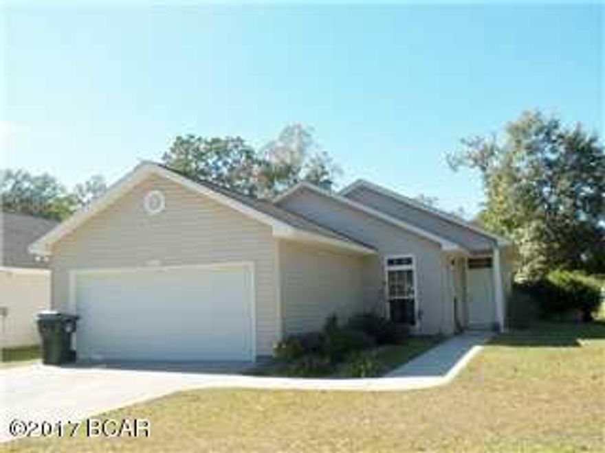 Great home on large CORNER LOT. This 1620 sq. ft. house features three bedrooms, two baths, large great room, kitchen with beautiful solid wood cabinets, breakfast area and two car garage. Split floor plan, tile in foyer, breakfast area, kitchen, baths and walk way areas. Large master with access to the outside which offers a lovely HEATED POOL AND SPA surrounded by a privacy fence. Monthly pool service is included in rent, all other utilities are tenants responsibility. Call today to schedule a showing, 850-235-0578!