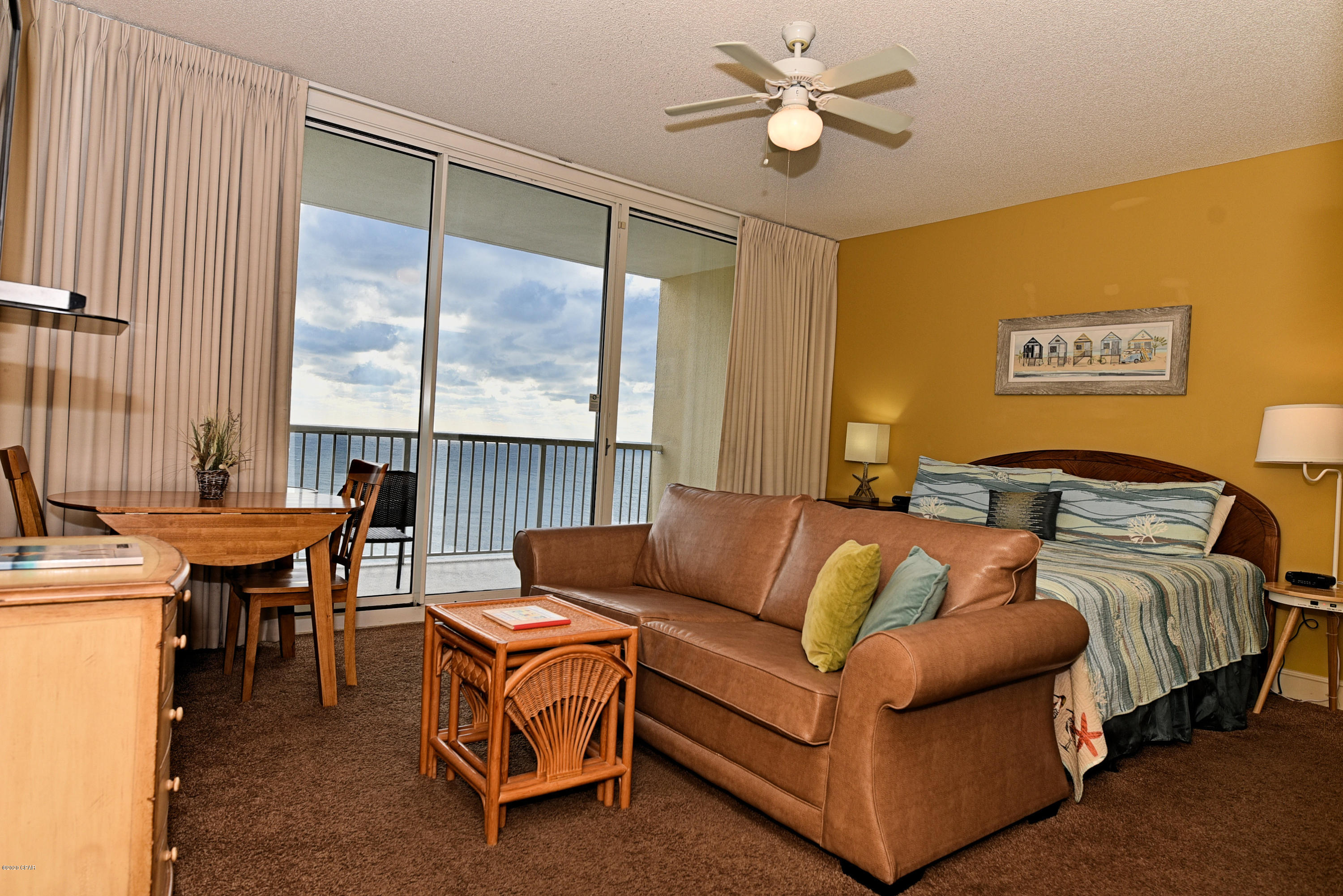 Majestic Beach Tower I - Residential