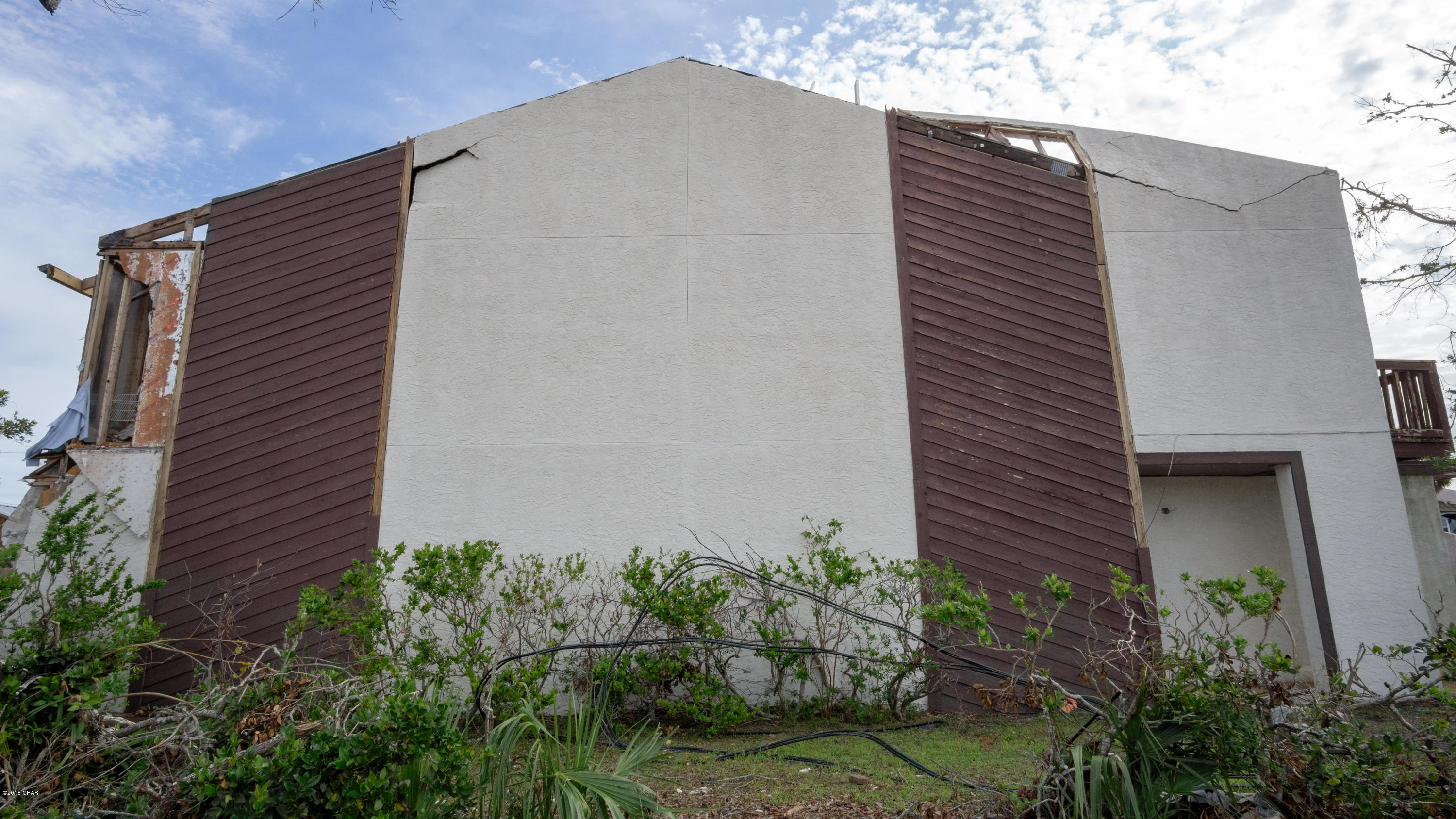 Oakshore Villas Twnhs - Residential