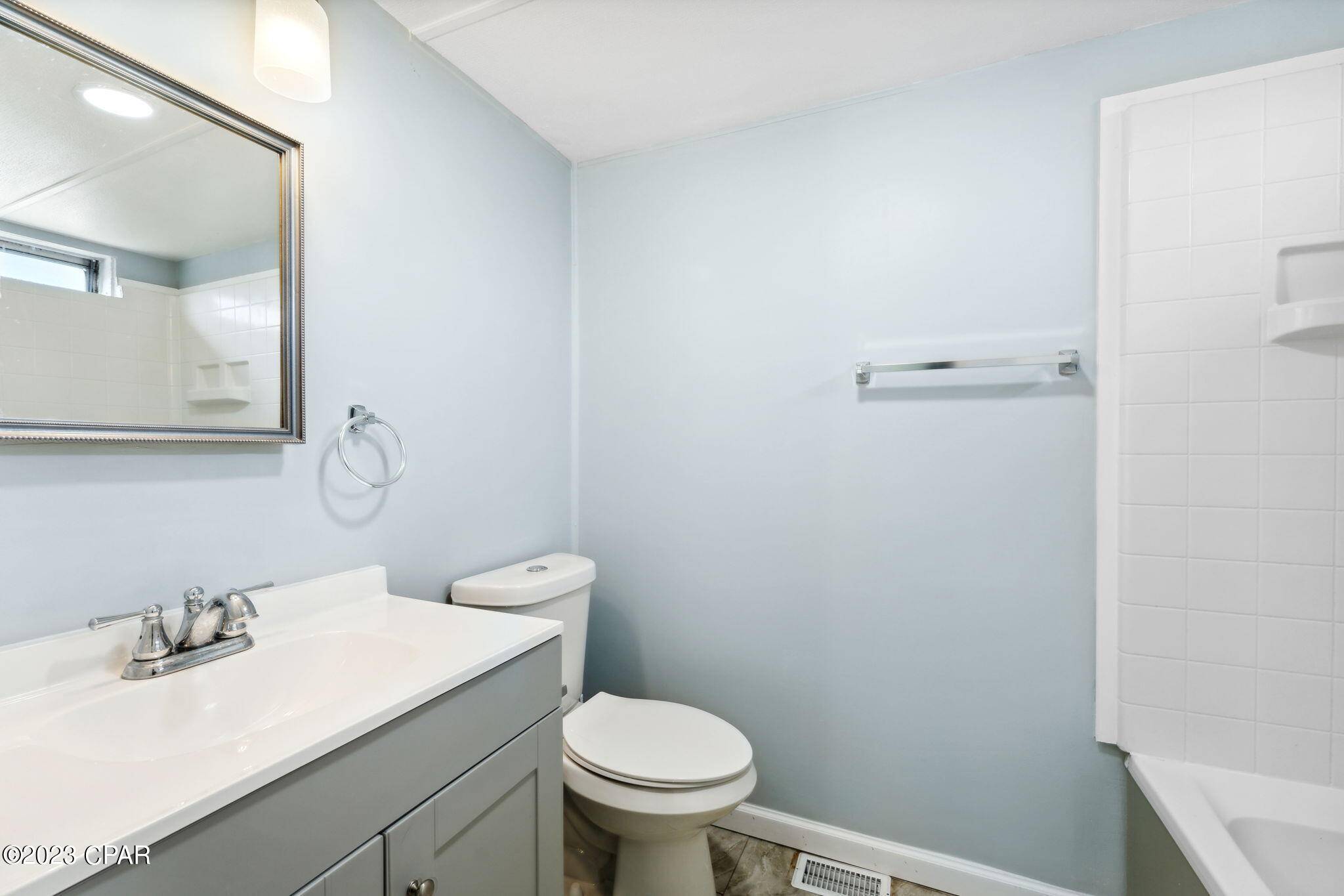 Tung Grove Ests 1st Sec - Residential