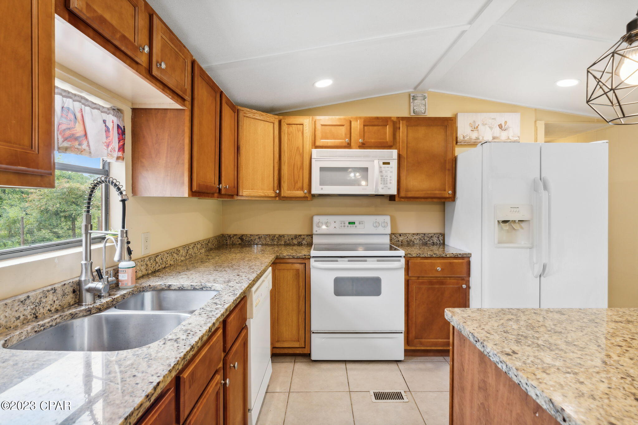 Tung Grove Ests 1st Sec - Residential