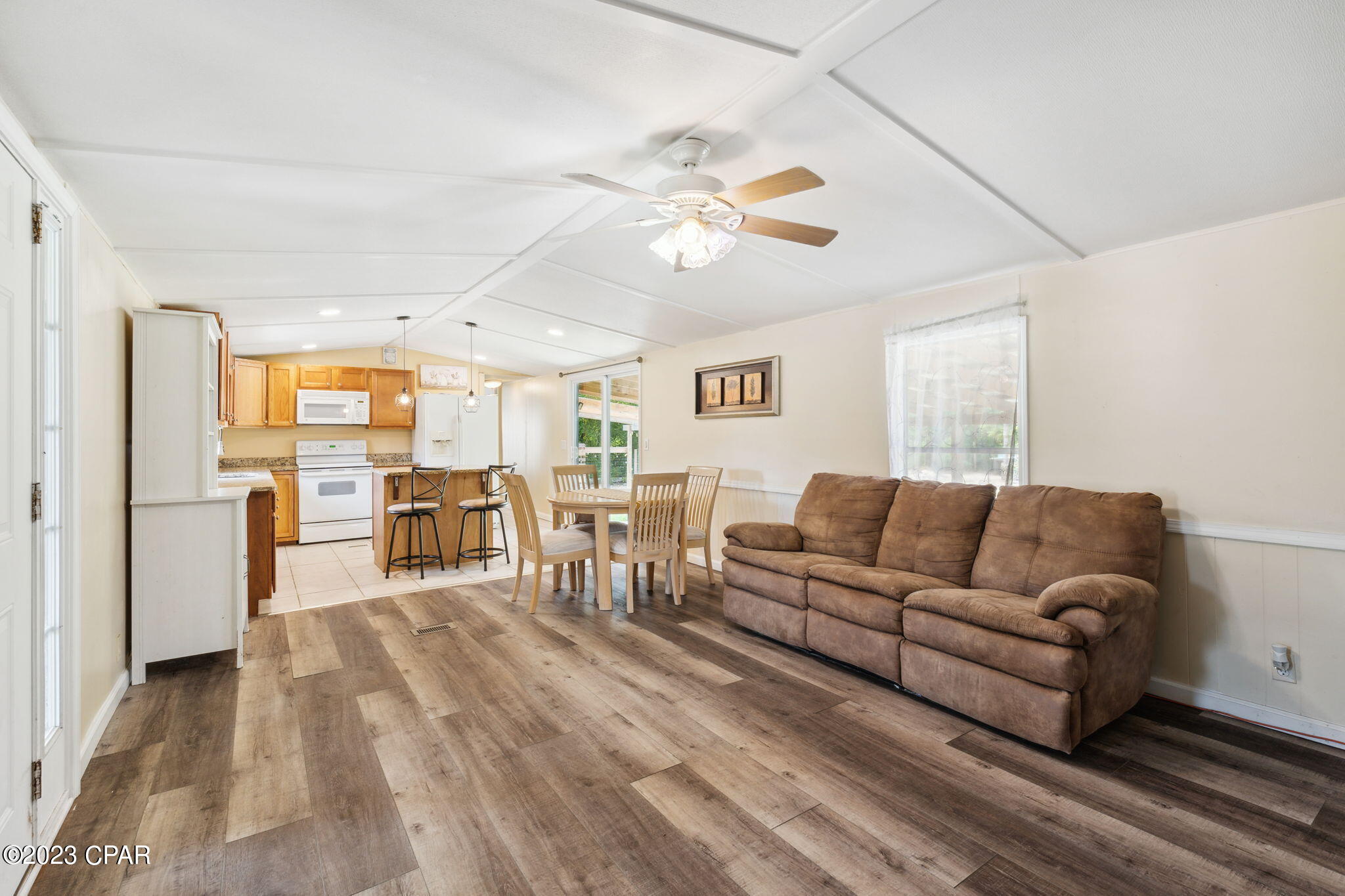 Tung Grove Ests 1st Sec - Residential