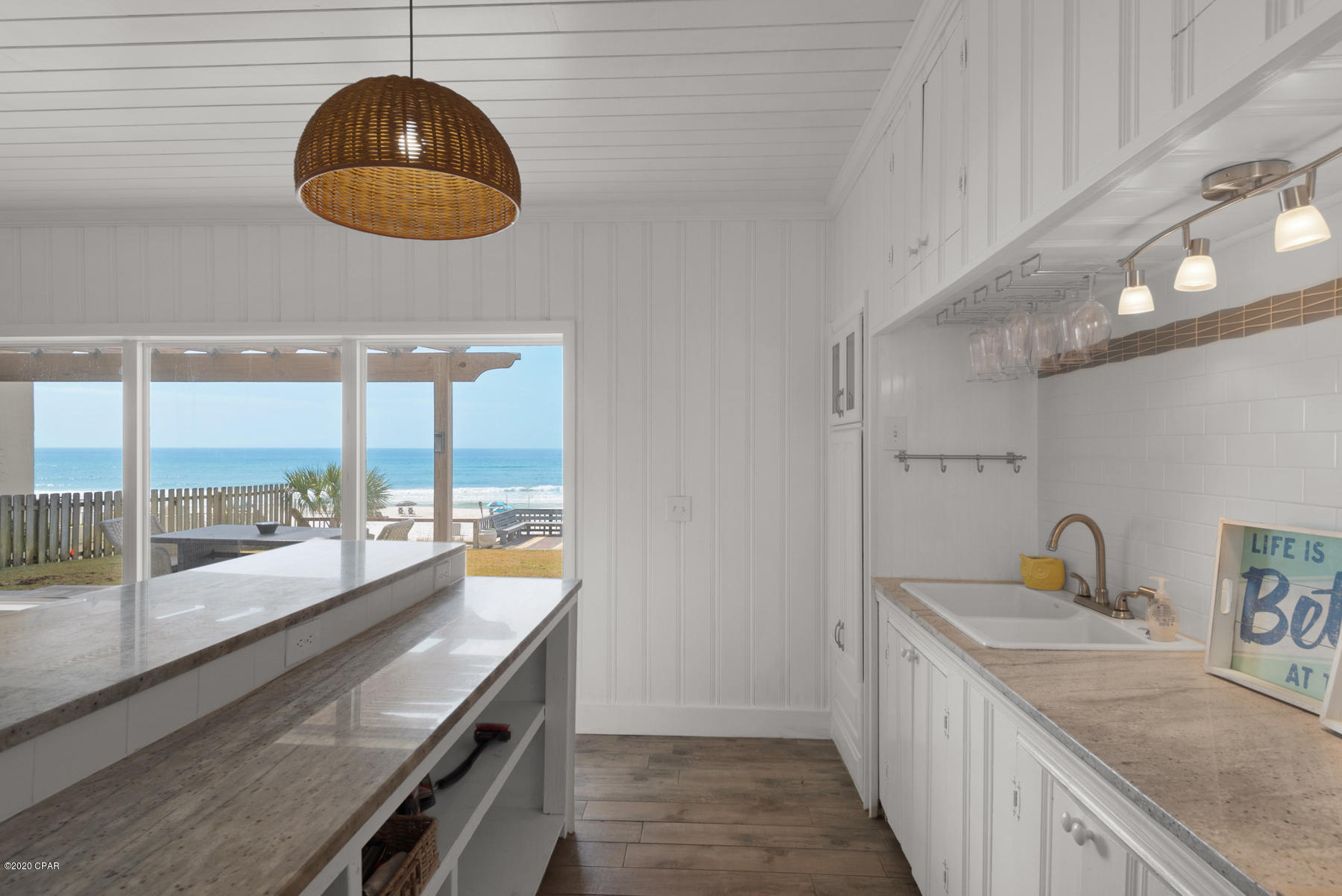 Kiska Beach - Residential