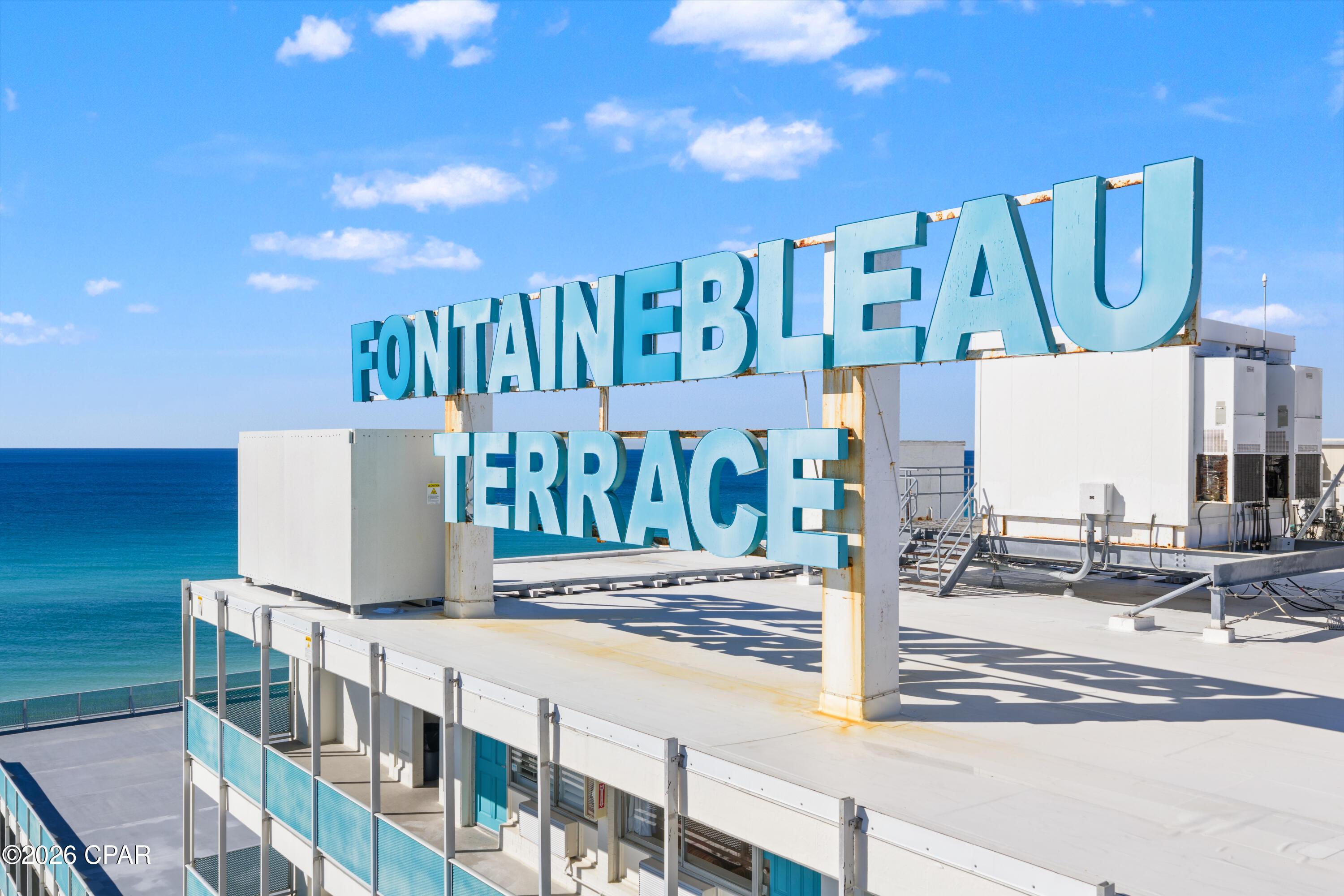 Fontainebleau Terrace - Residential