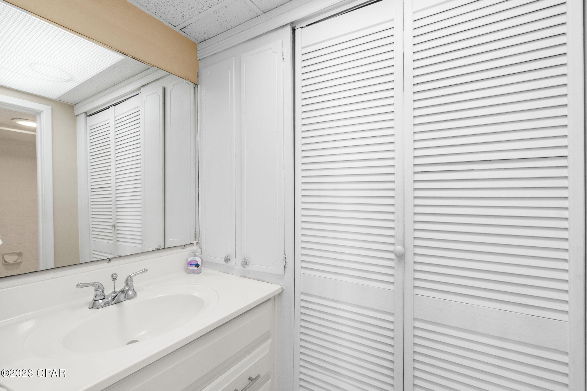 Fontainebleau Terrace - Residential