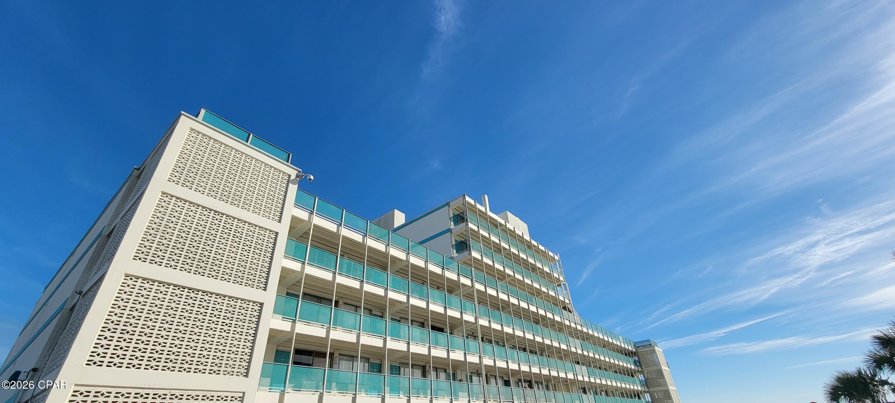 Fontainebleau Terrace - Residential
