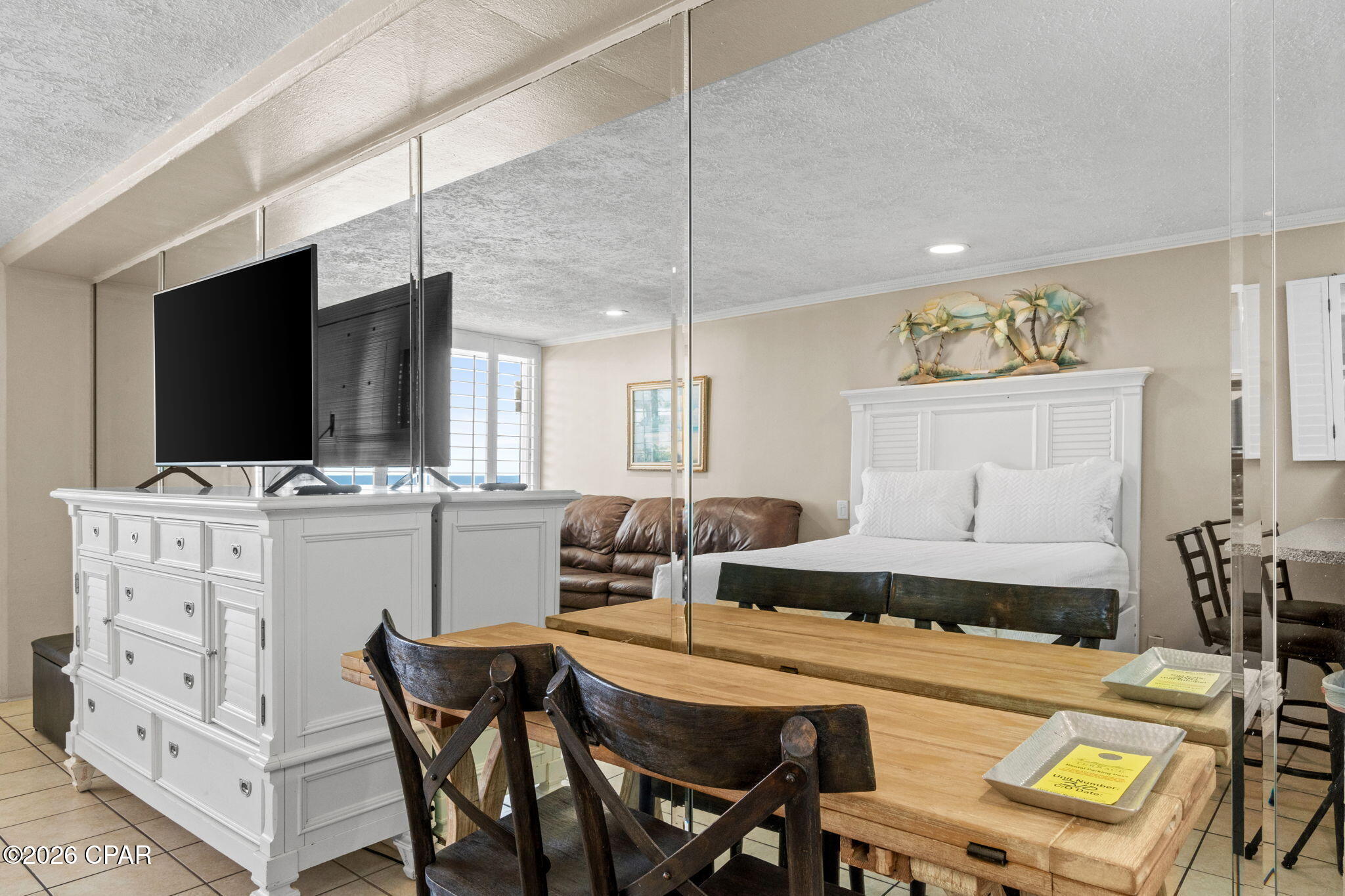 Fontainebleau Terrace - Residential