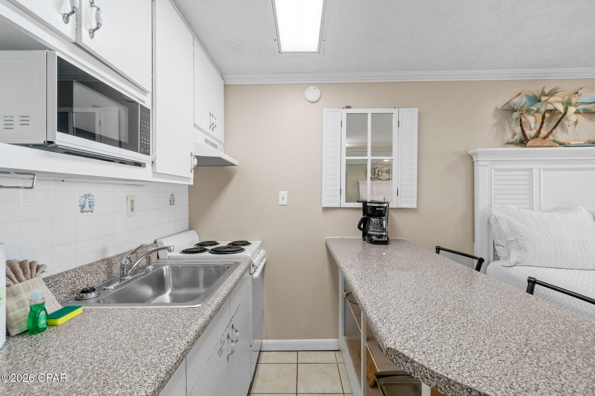 Fontainebleau Terrace - Residential