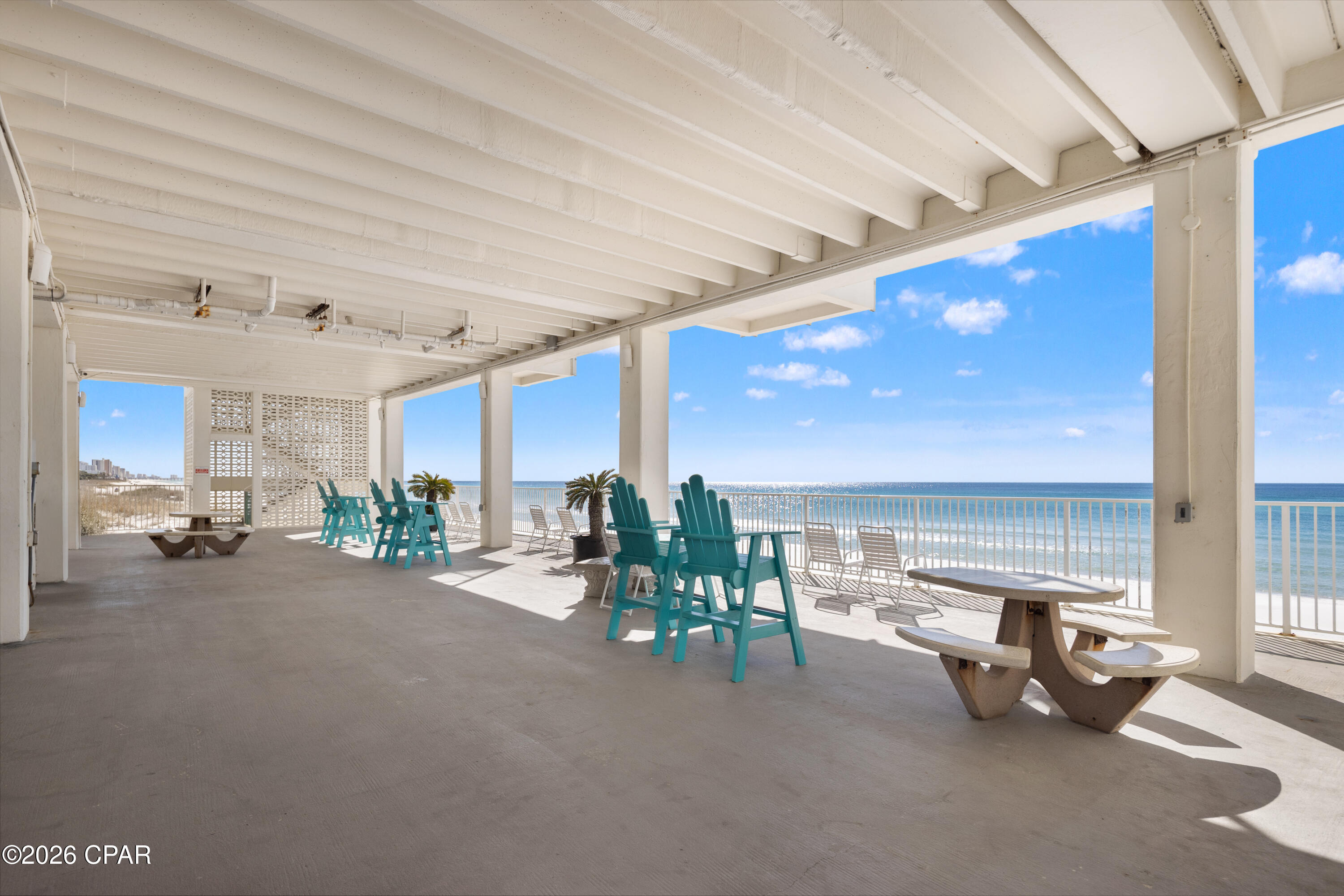 Fontainebleau Terrace - Residential