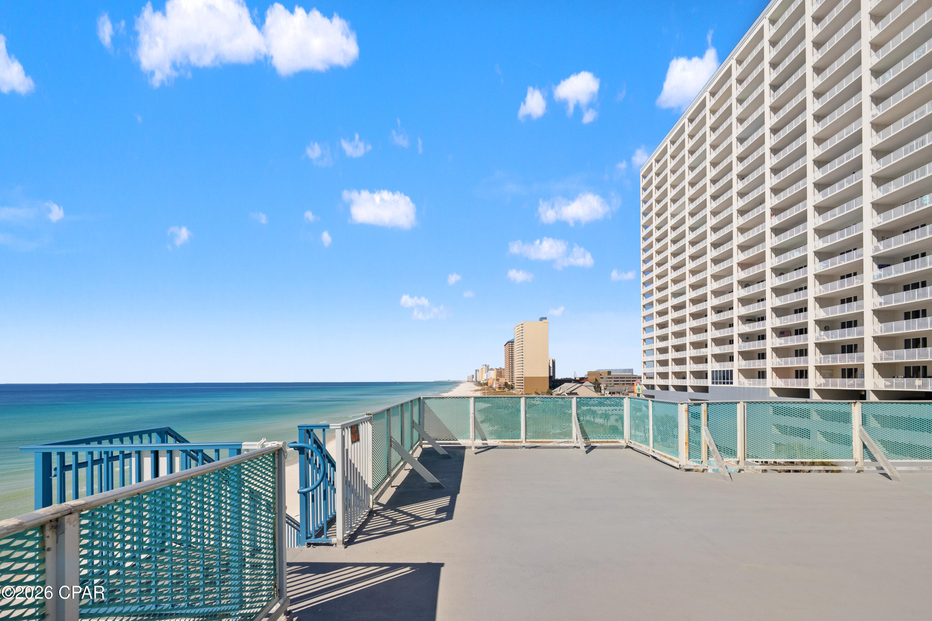 Fontainebleau Terrace - Residential
