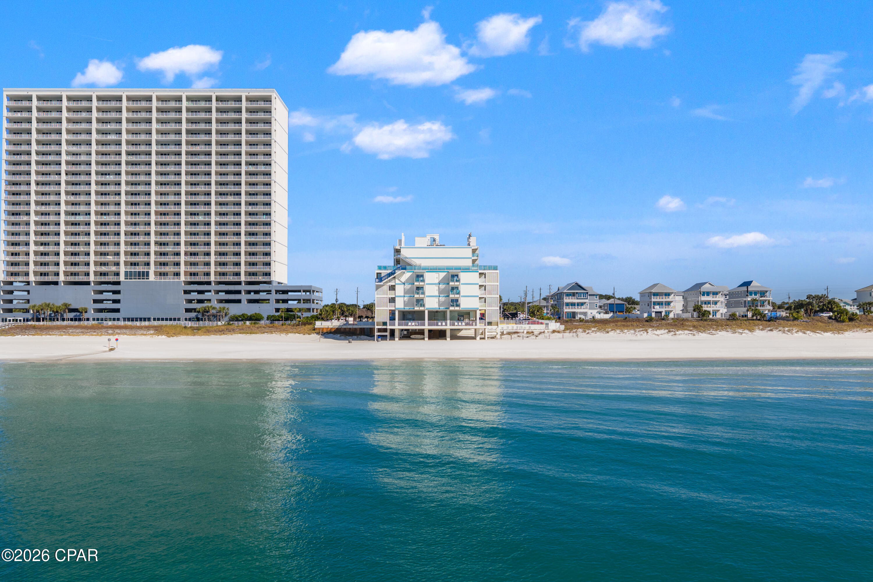 Fontainebleau Terrace - Residential