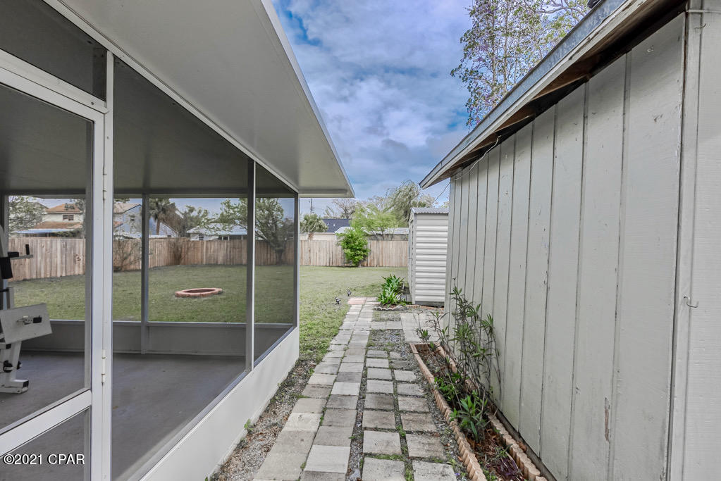 [No Recorded Subdiv] - Residential