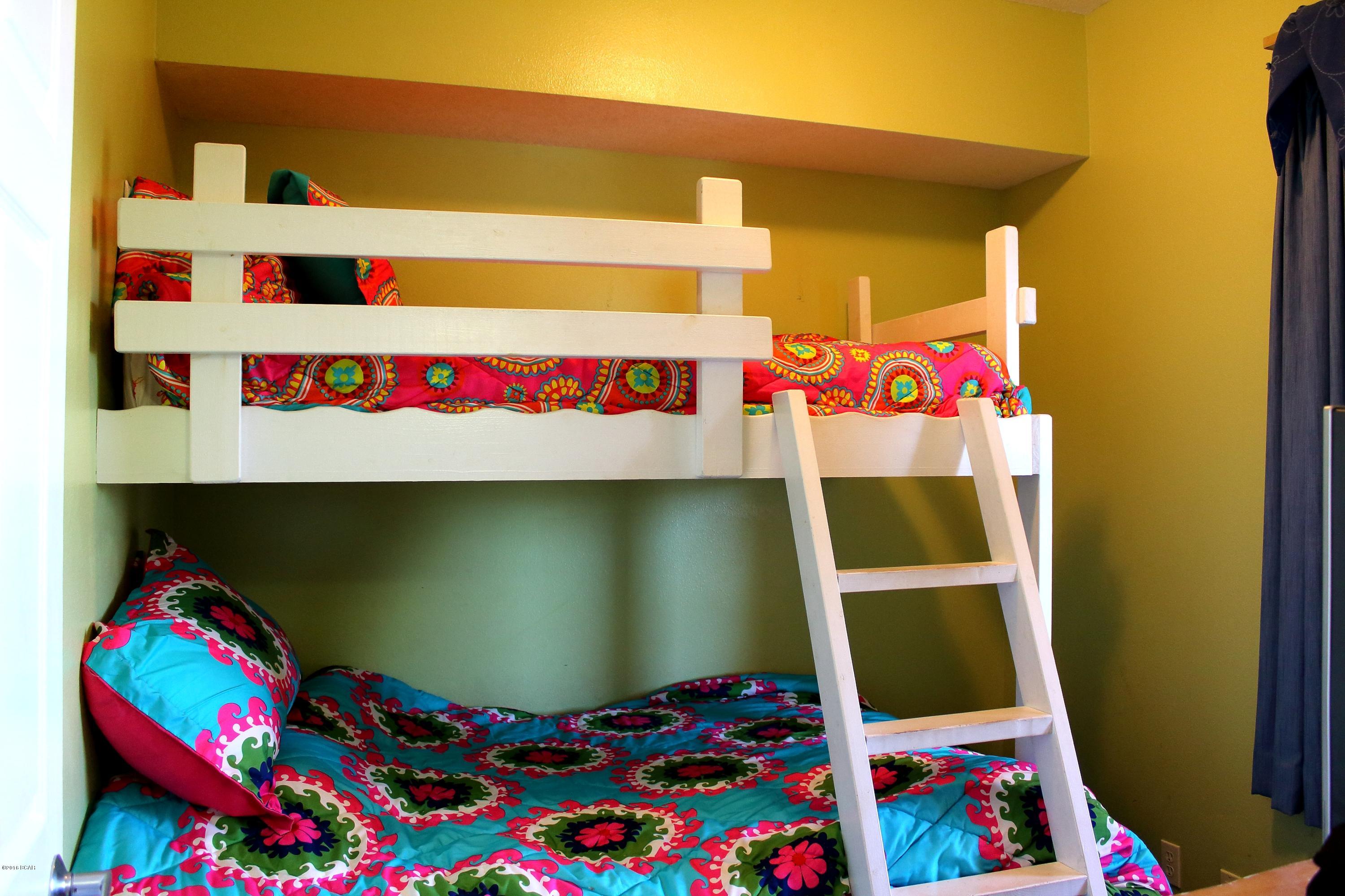 Calypso Towers I - Residential