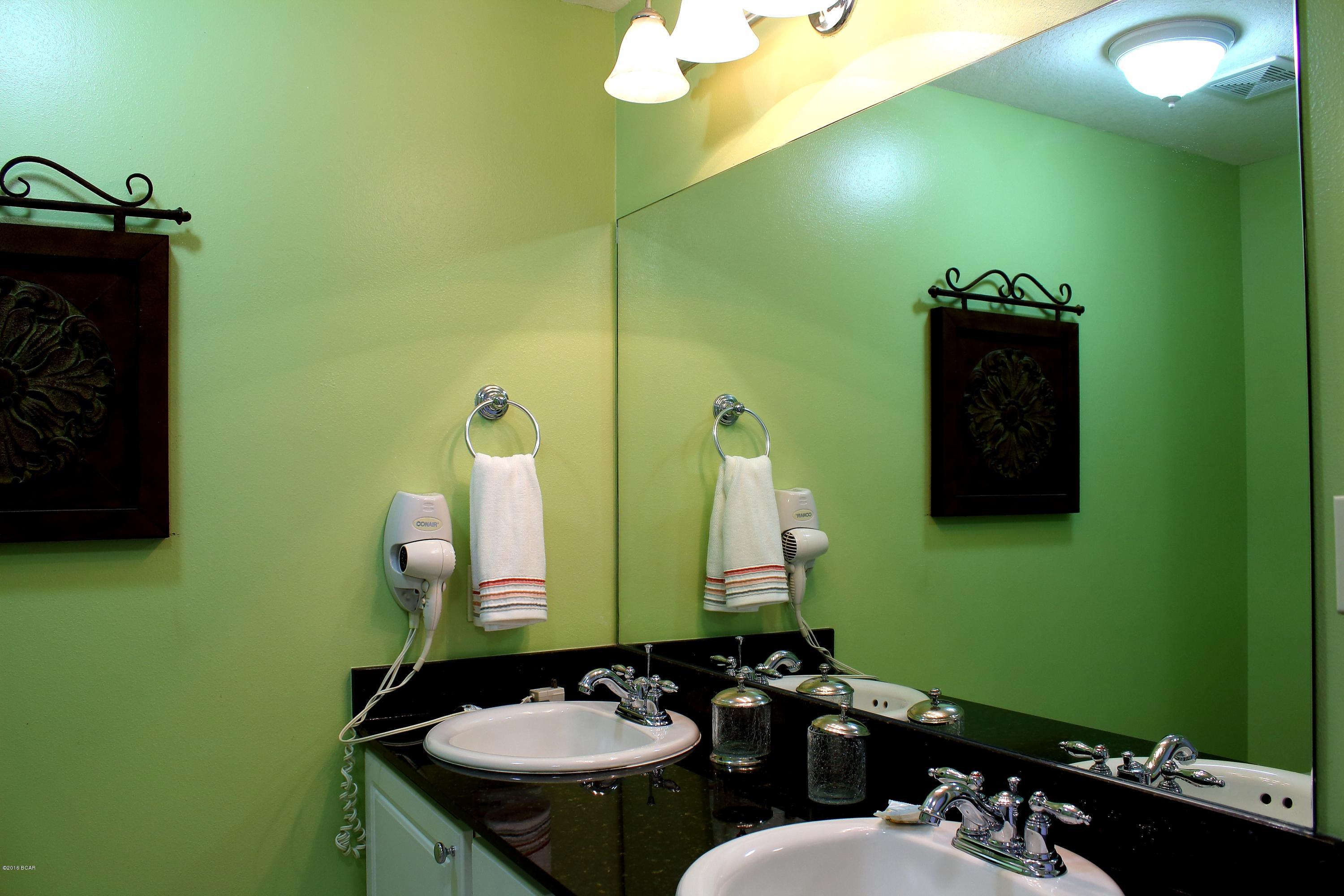 Calypso Towers I - Residential