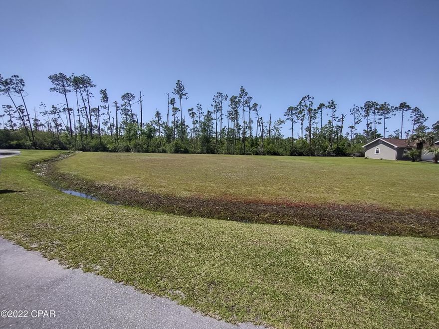 UNDER CONTRACT, TAKING BACK UP OFFERS.Beautiful homesite Sandy Creek Ranch is a fantastic private community. Public water and sewer make this lot ready to build on.