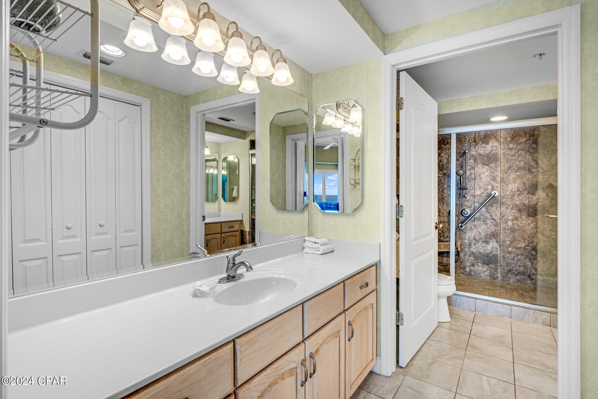 Coral Reef Condo - Residential