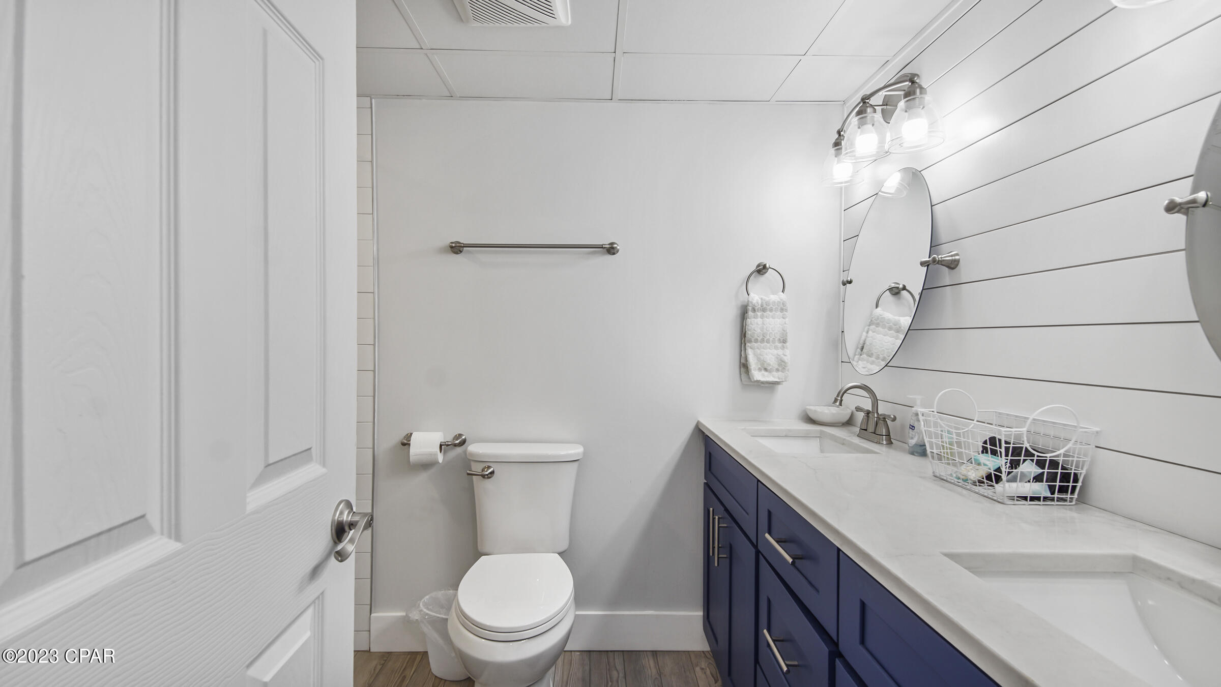 Long Beach Towers I - Residential