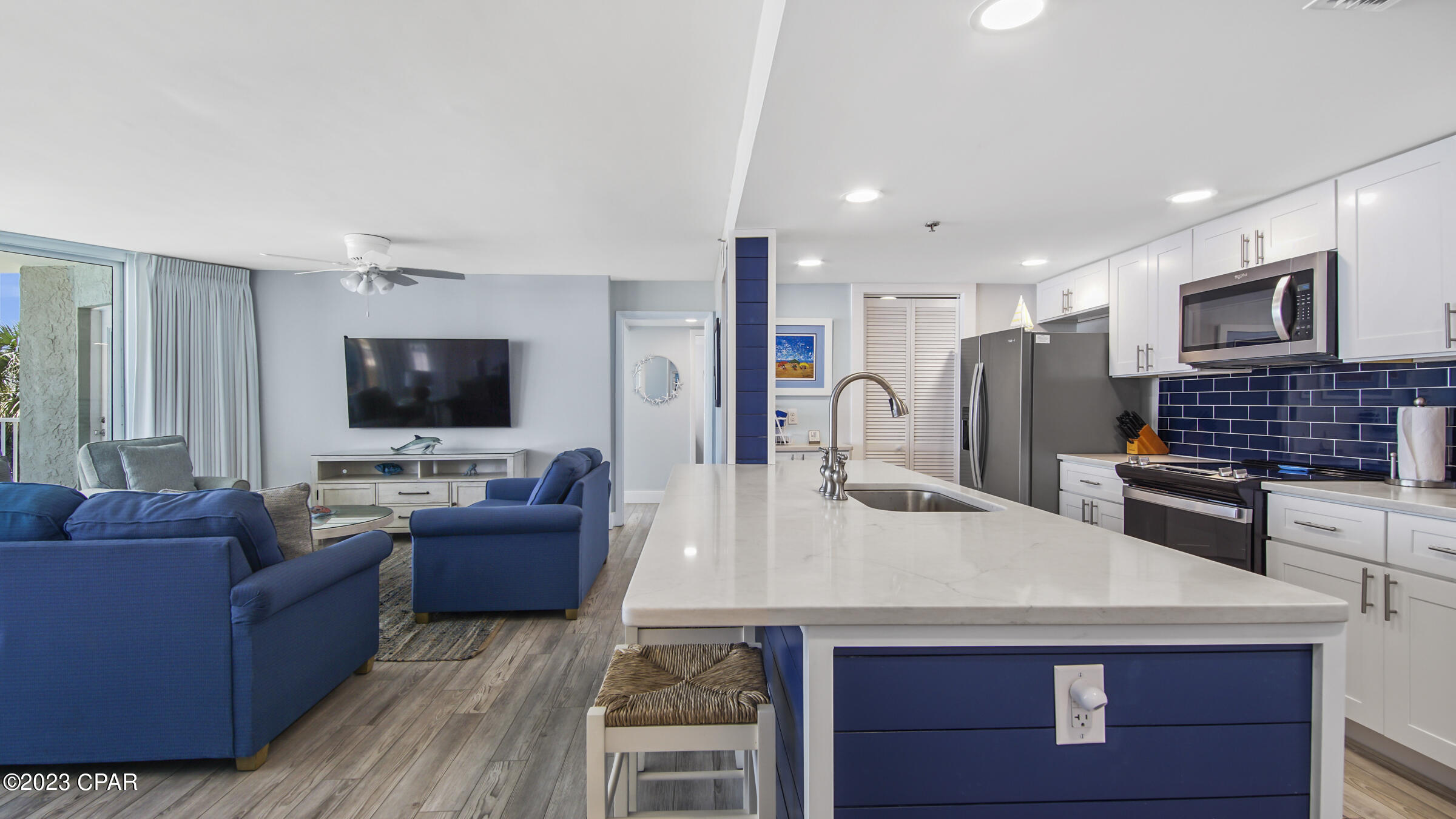 Long Beach Towers I - Residential