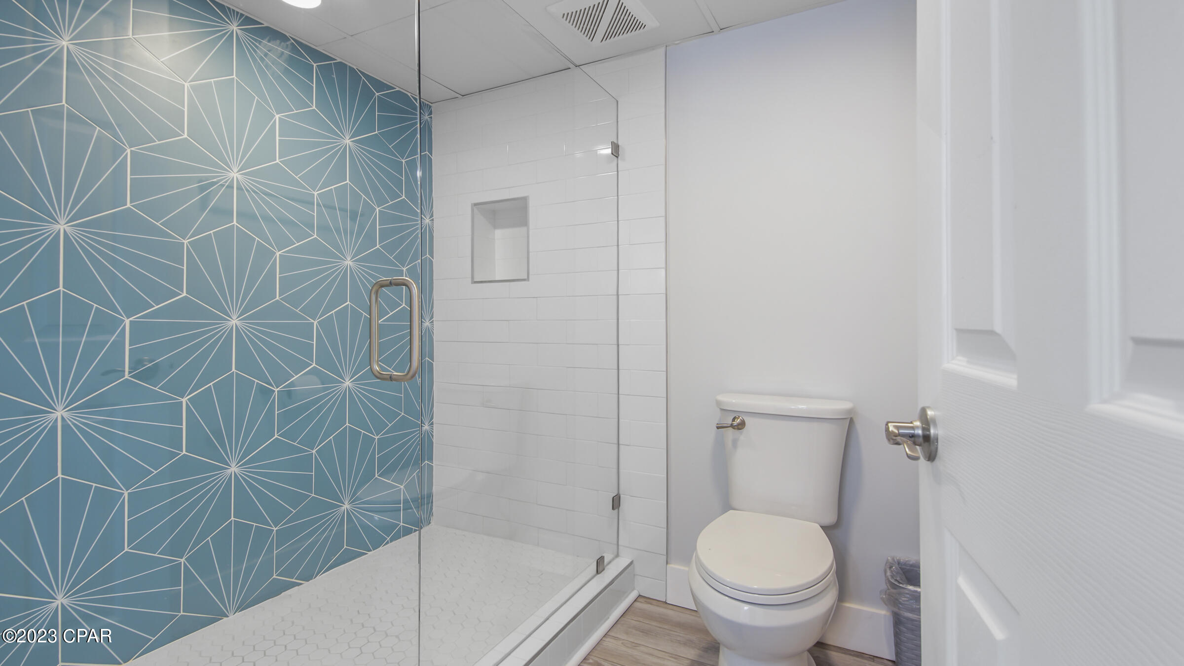 Long Beach Towers I - Residential