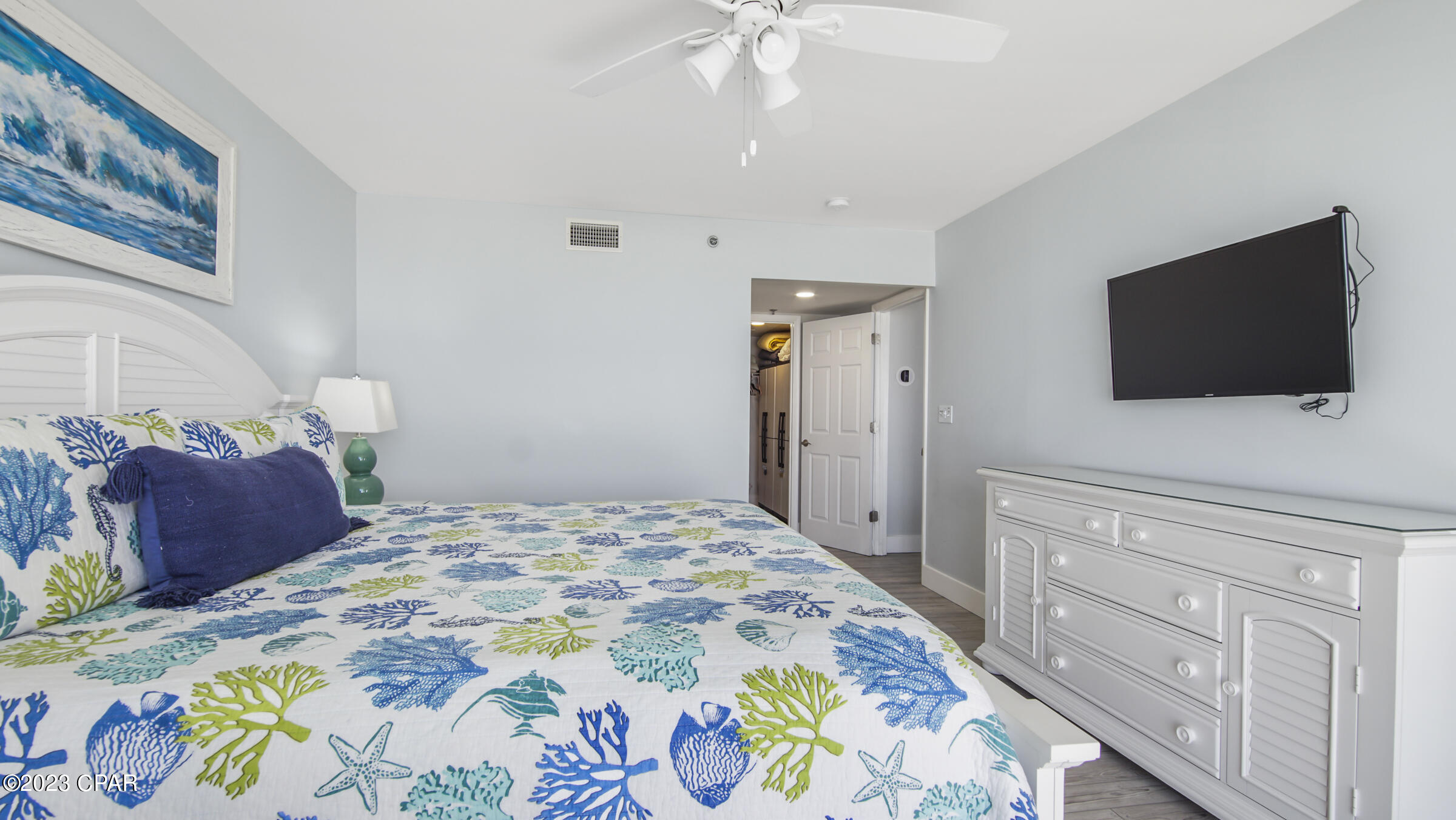 Long Beach Towers I - Residential