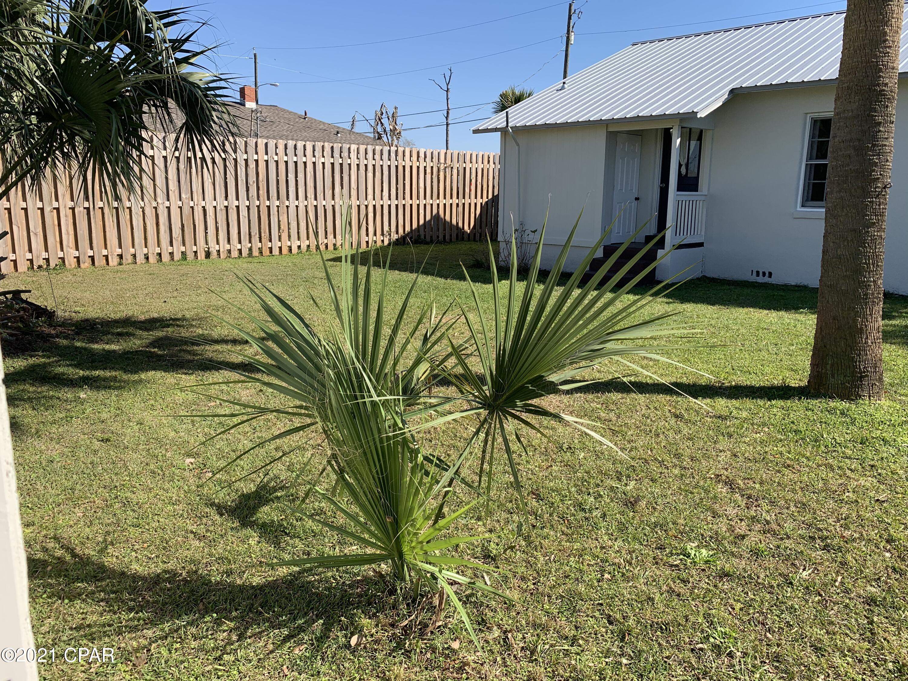 Sudduths 1st Add - Residential