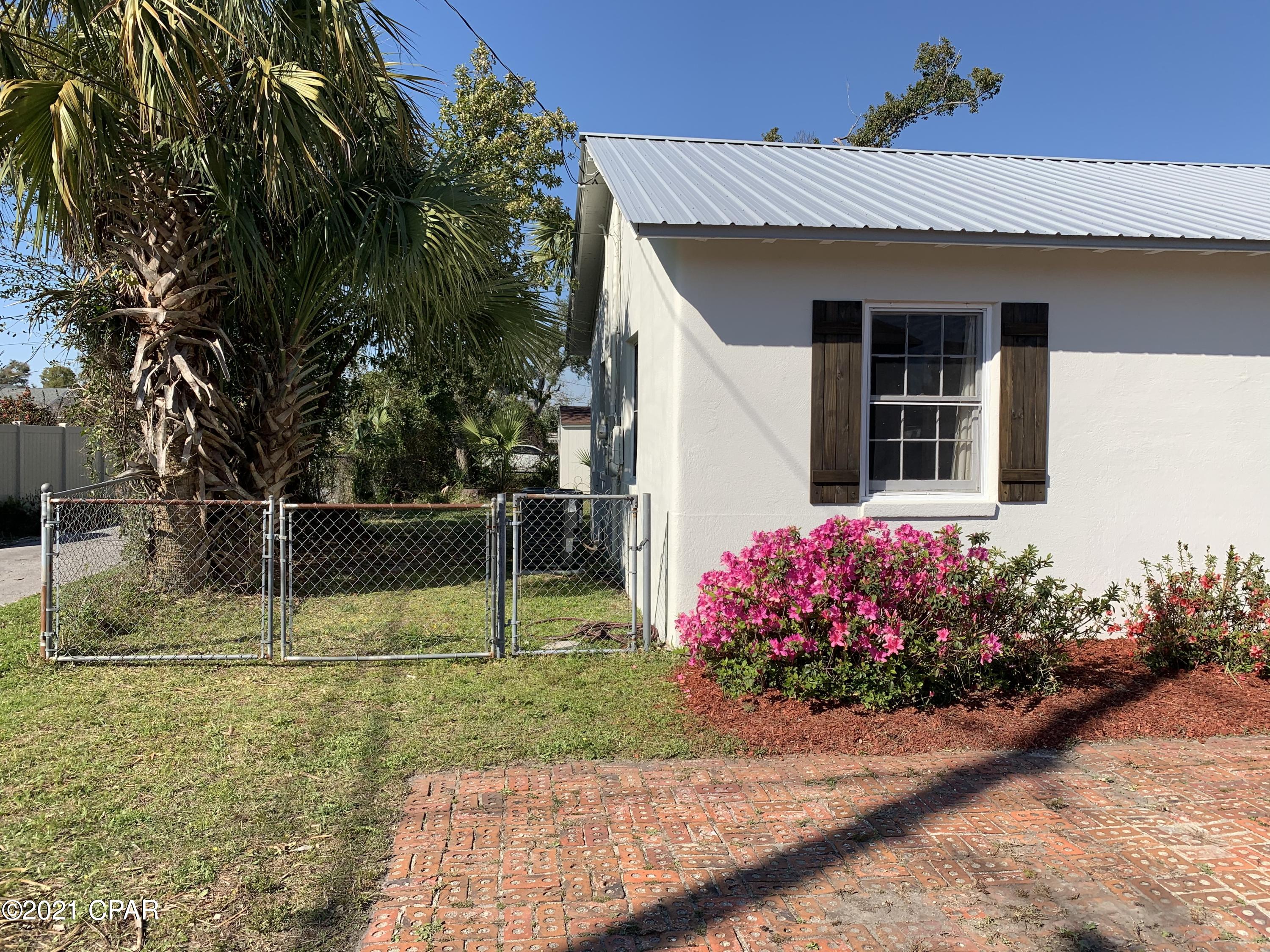 Sudduths 1st Add - Residential