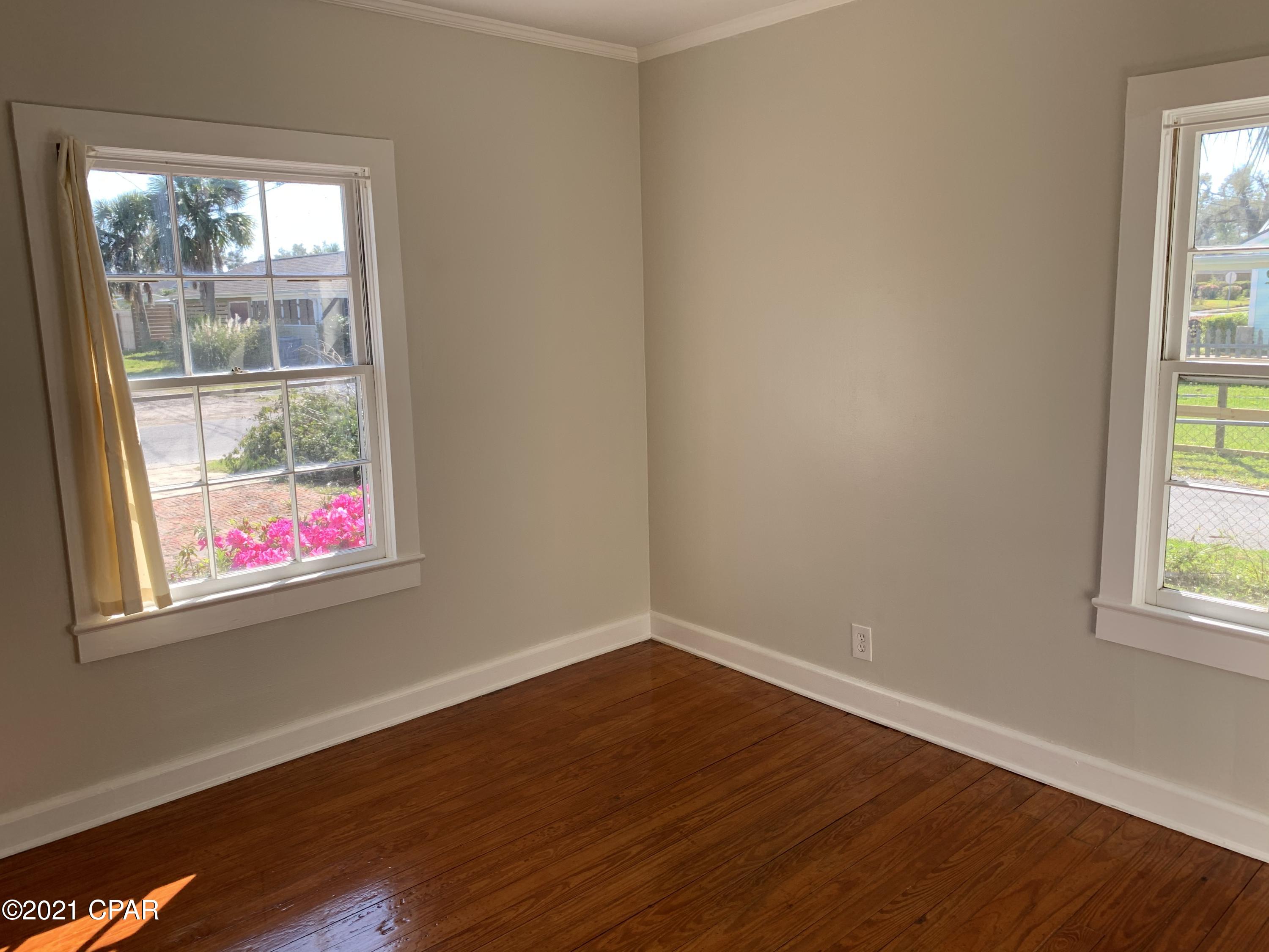 Sudduths 1st Add - Residential