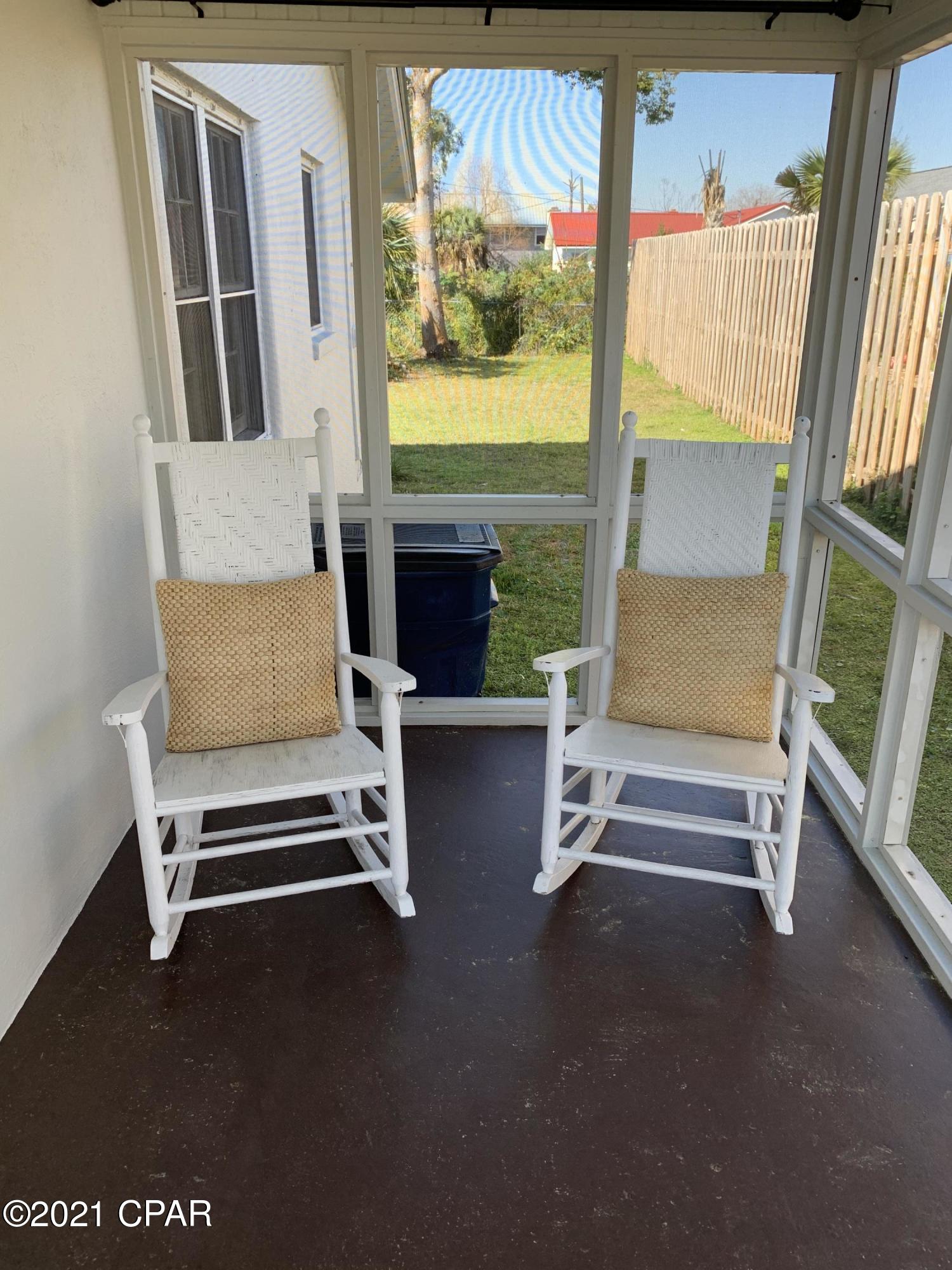 Sudduths 1st Add - Residential