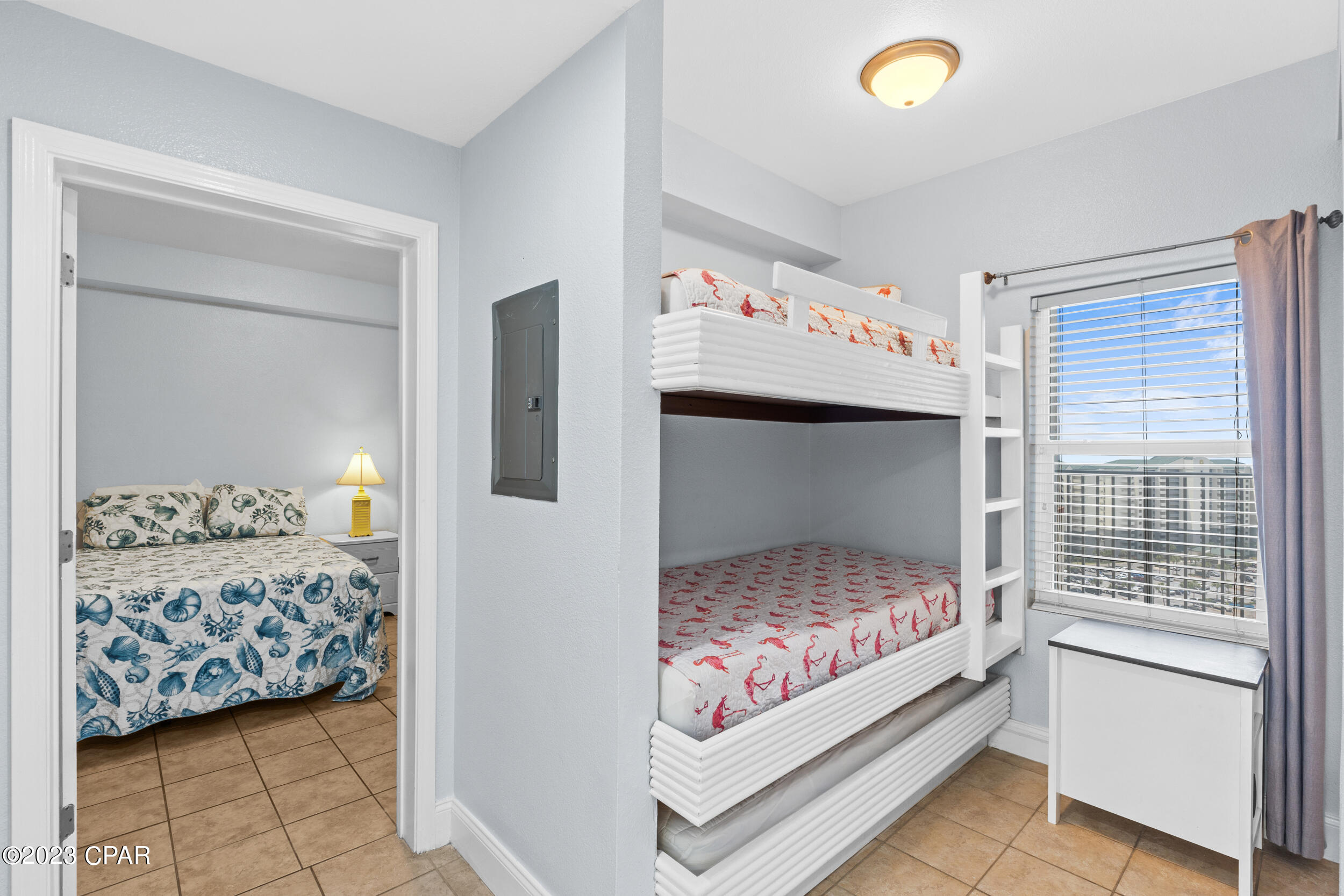 Laketown Wharf - Residential