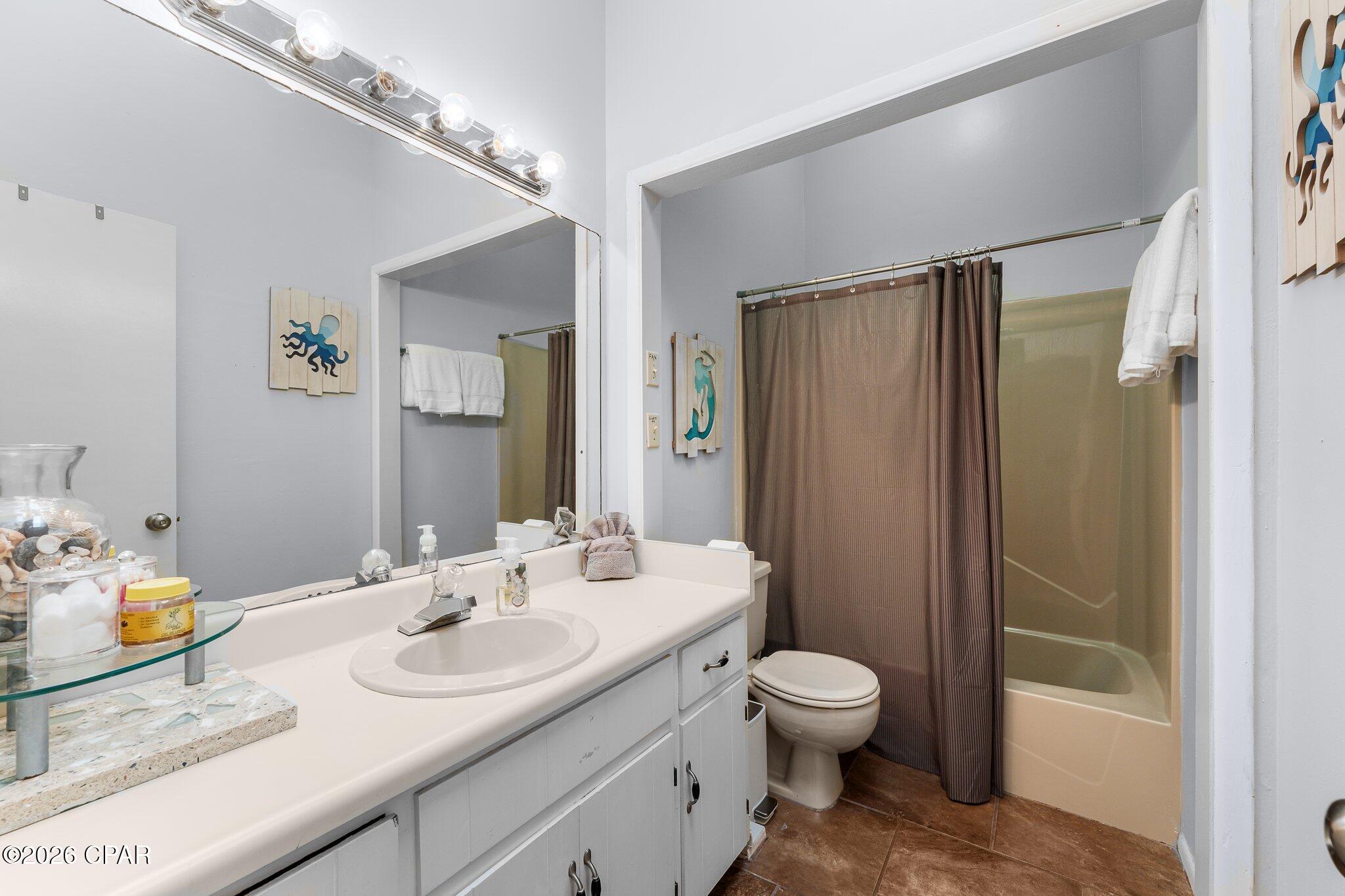 Villa Chateaus - Residential